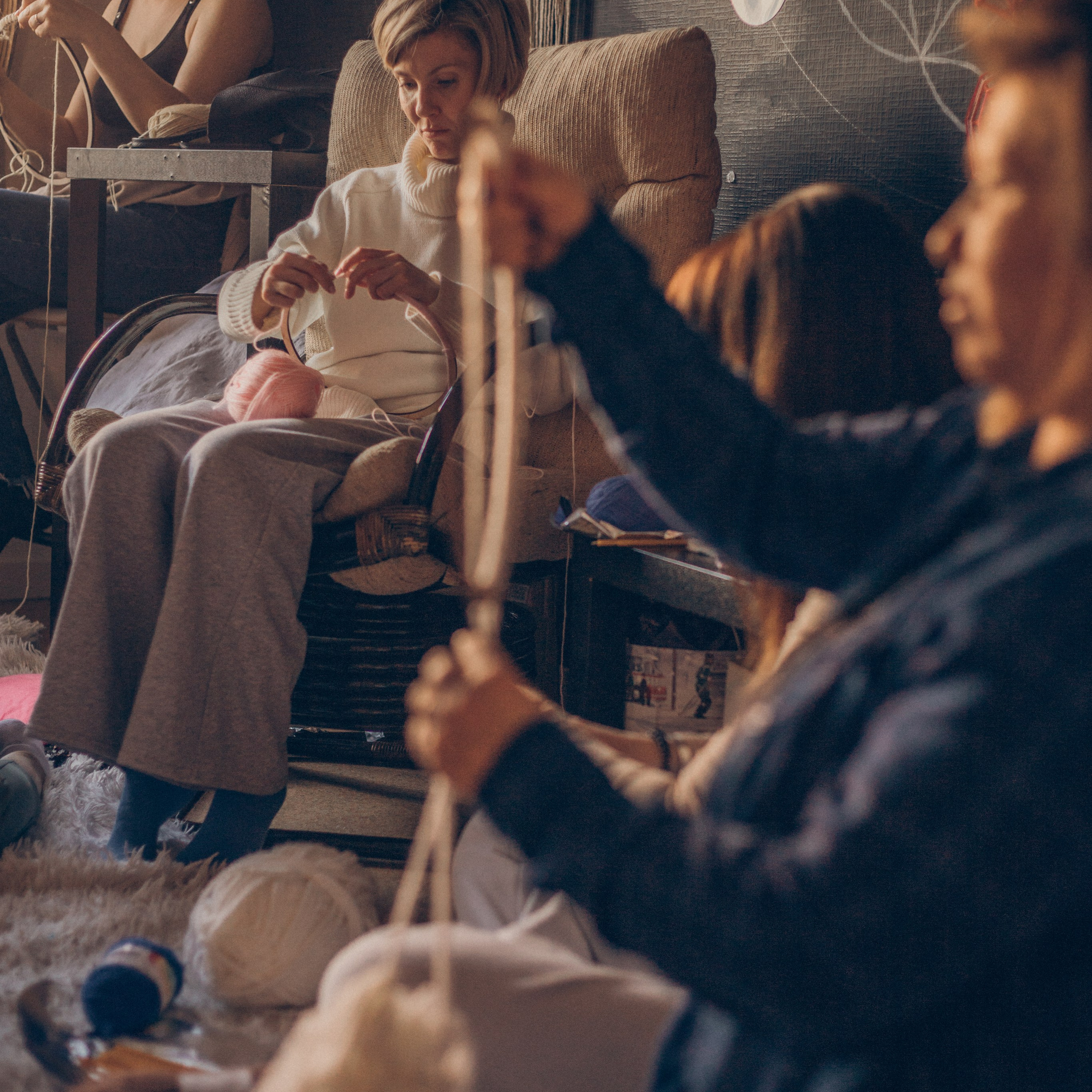 Тарифы на контент съемку. Венера Гайн. Репортажный фотограф Тюмень. Обучение фотографии с 0