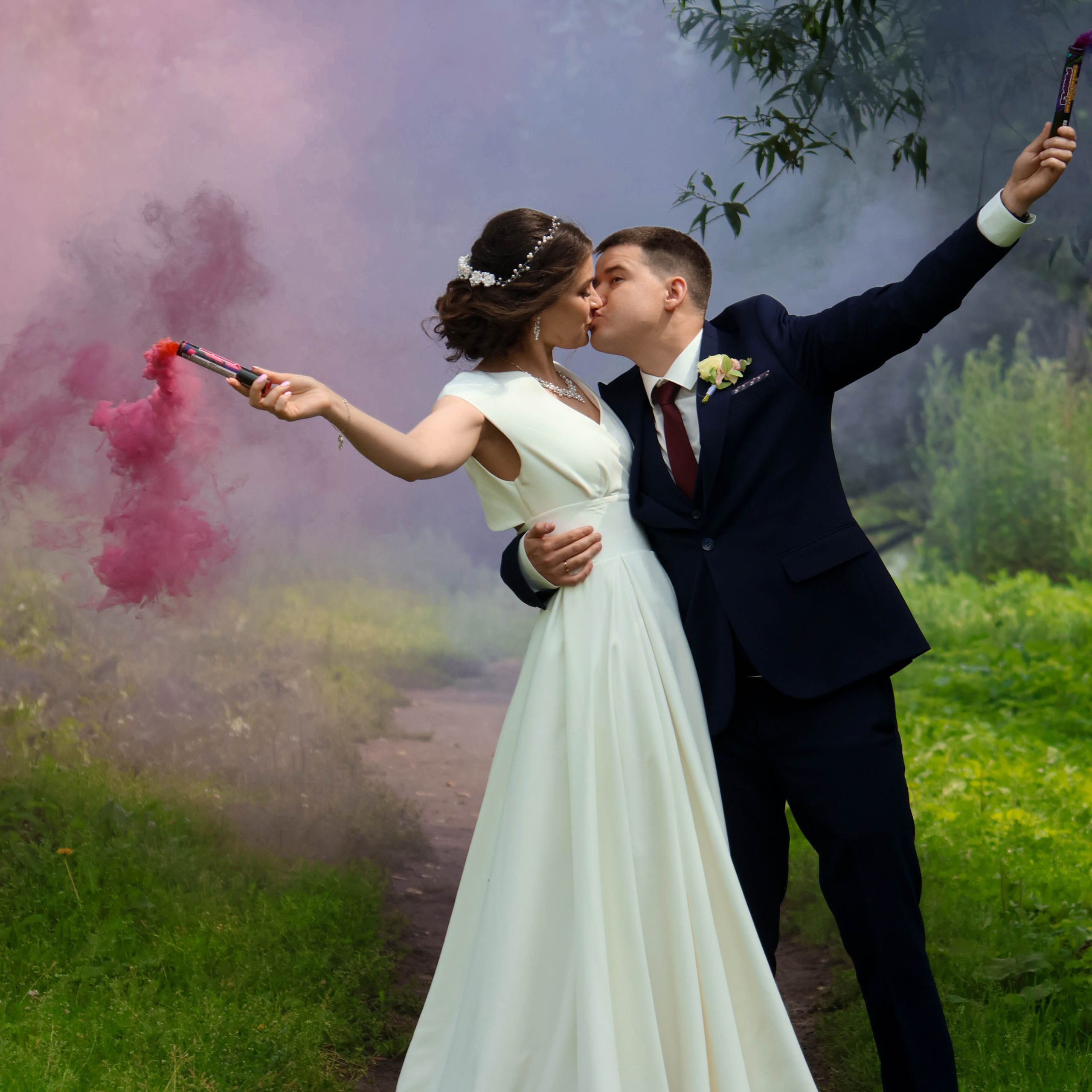 Свадебный фотограф Фрязино, Фотосессия в Гребнево, Свадебная фотосессия с дымом