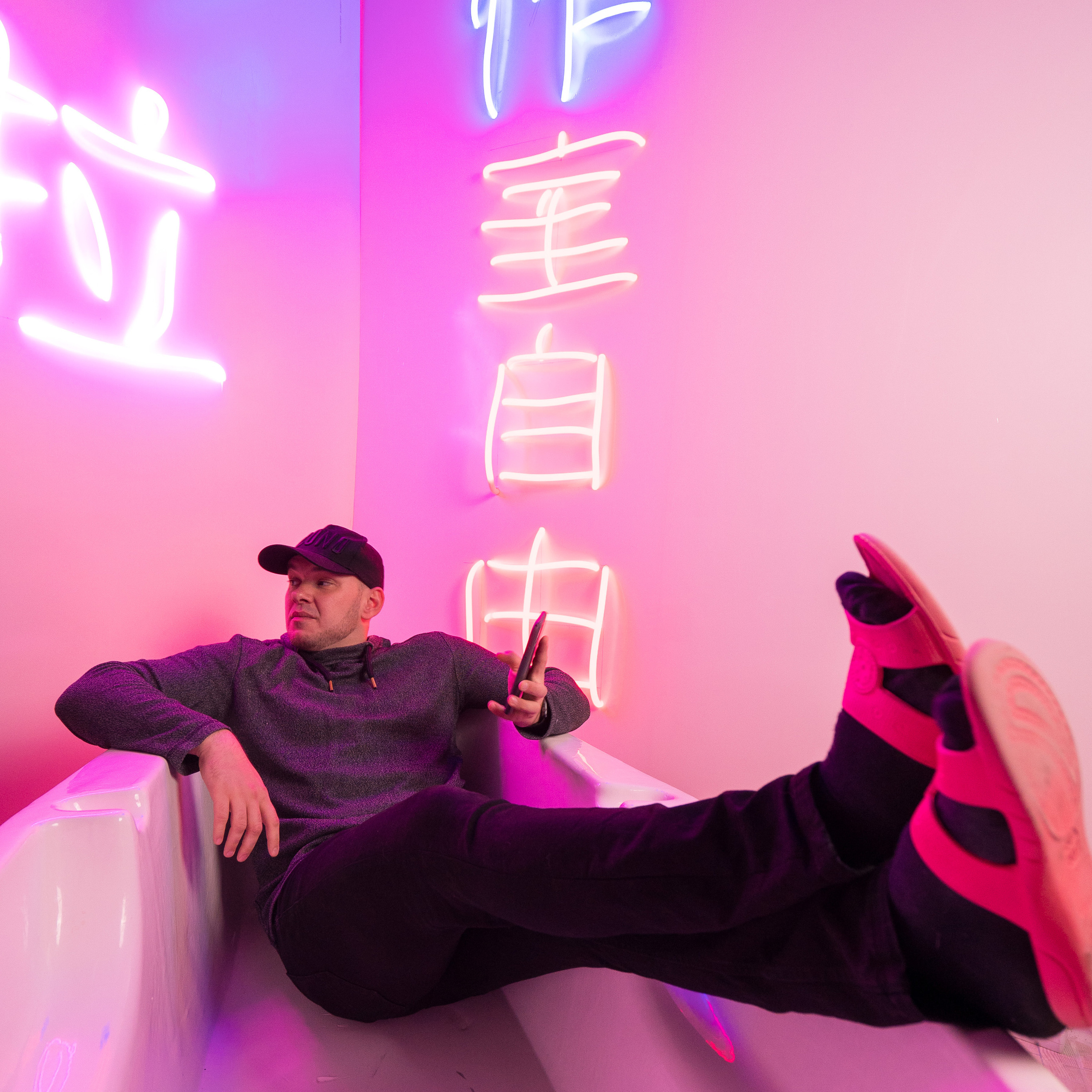 Контакты. Профессиональный Свадебный Фотограф Михаил Костин