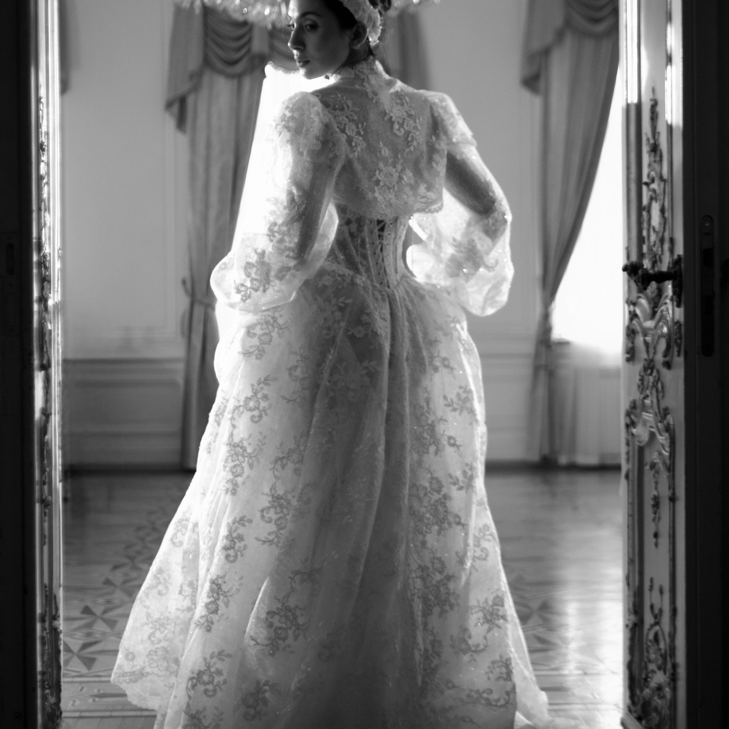 Услуги. О ЛЮБВИ НЕ ГОВОРЯТ.ЕЕ ПОКАЗЫВАЮТ