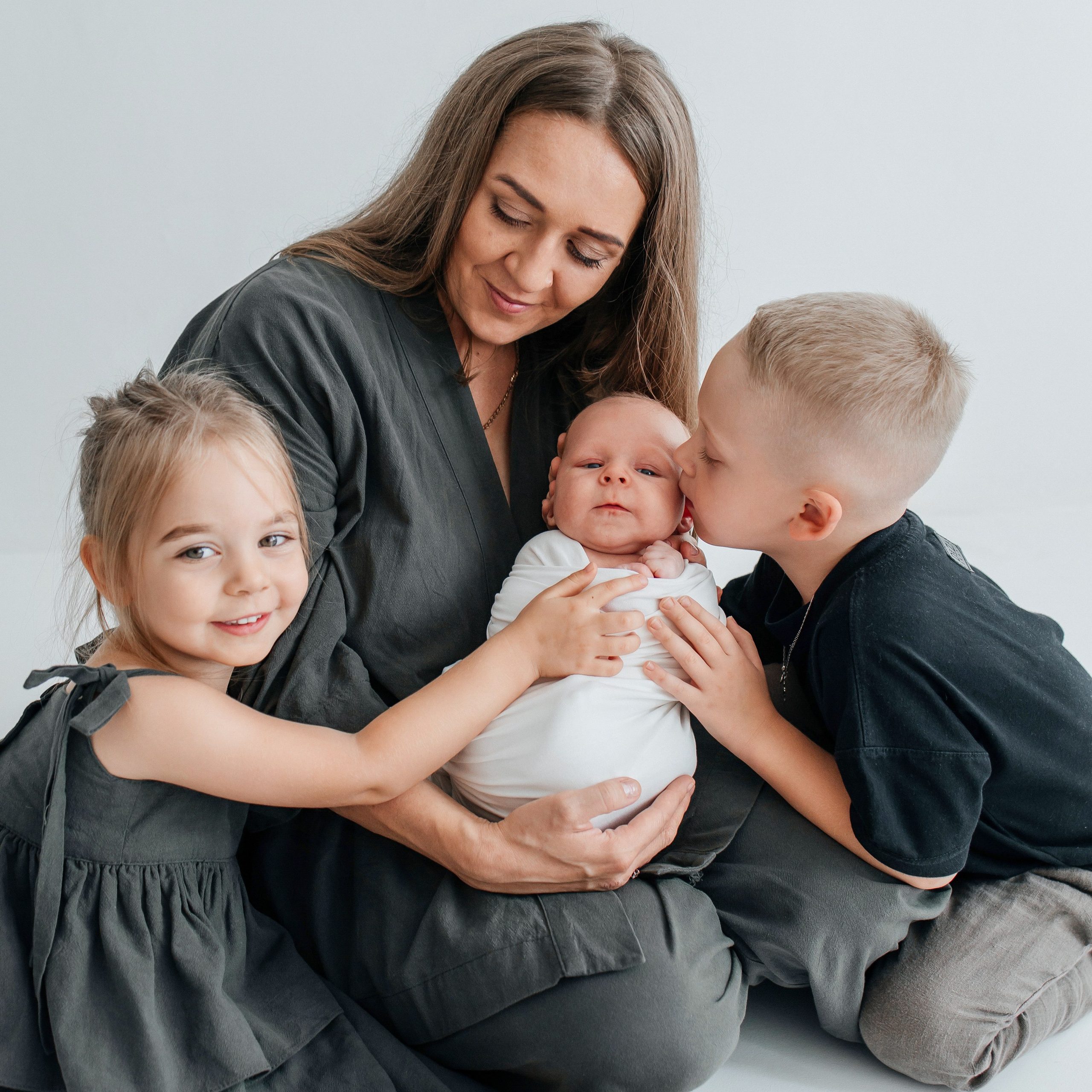Семейные и детские фотосессии. Фотограф новорожденных г. Абакан Дарья Пасынкова