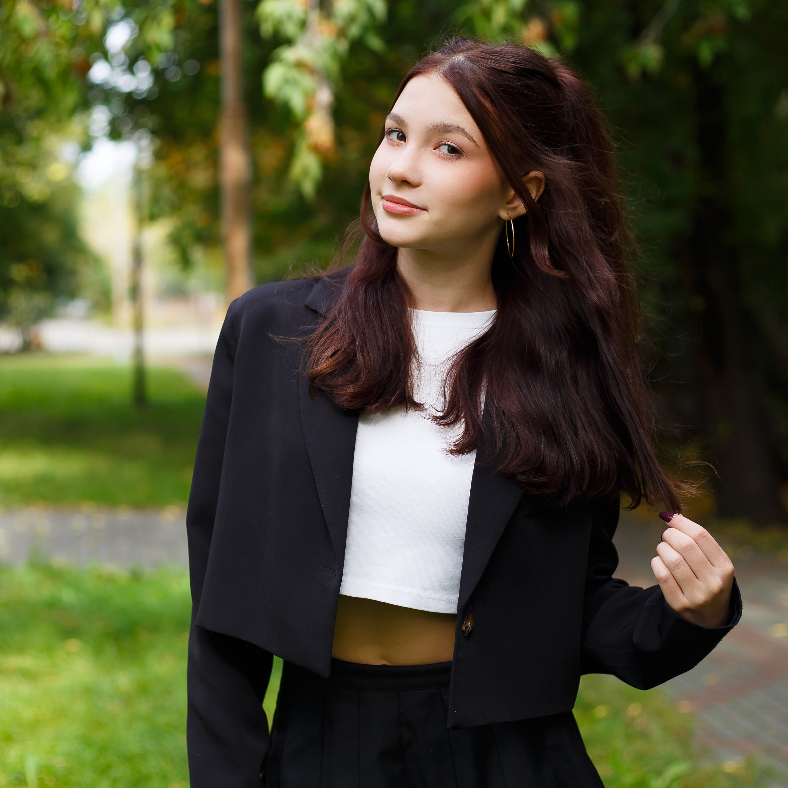 Выпускница в осени