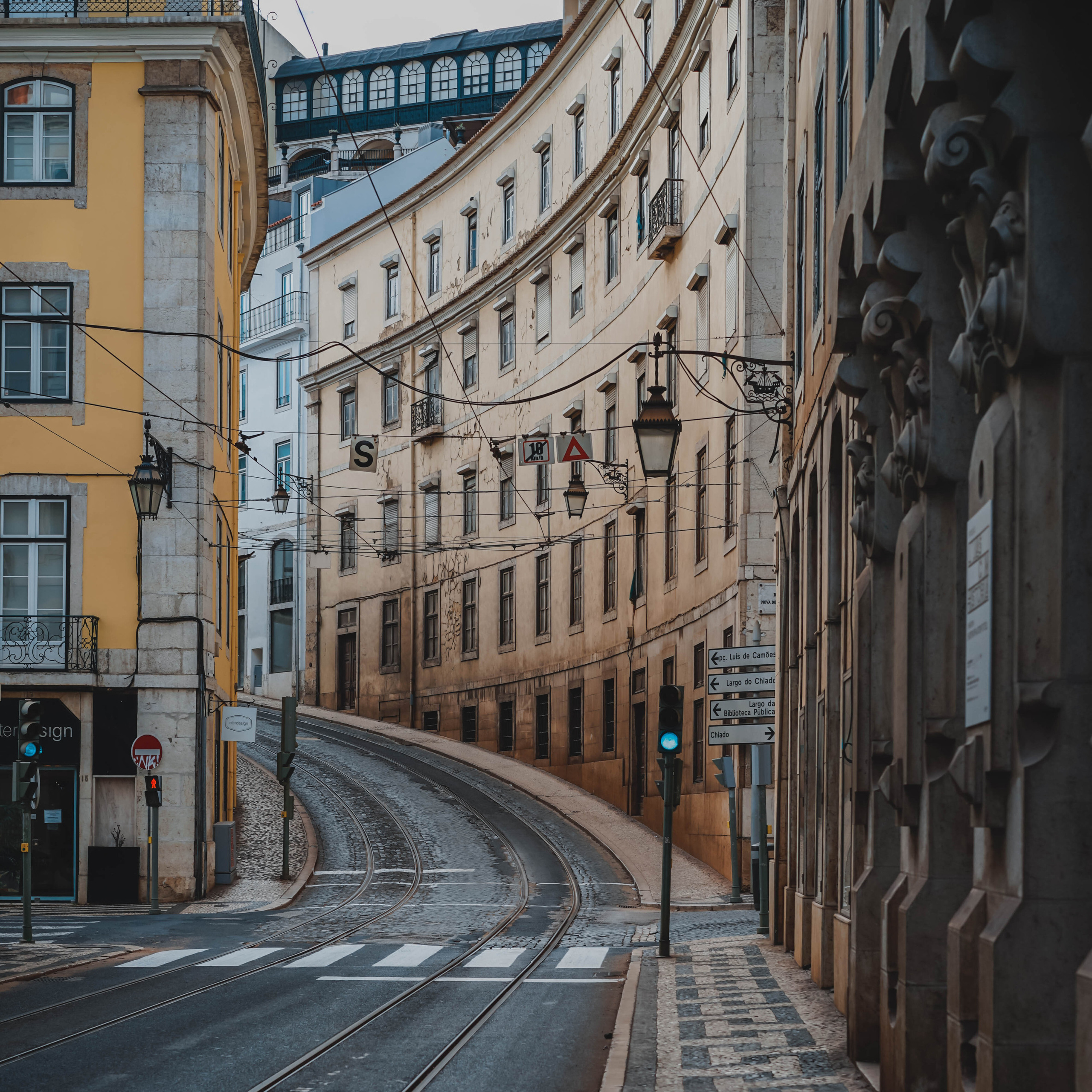 Photograph and videograph in Israel