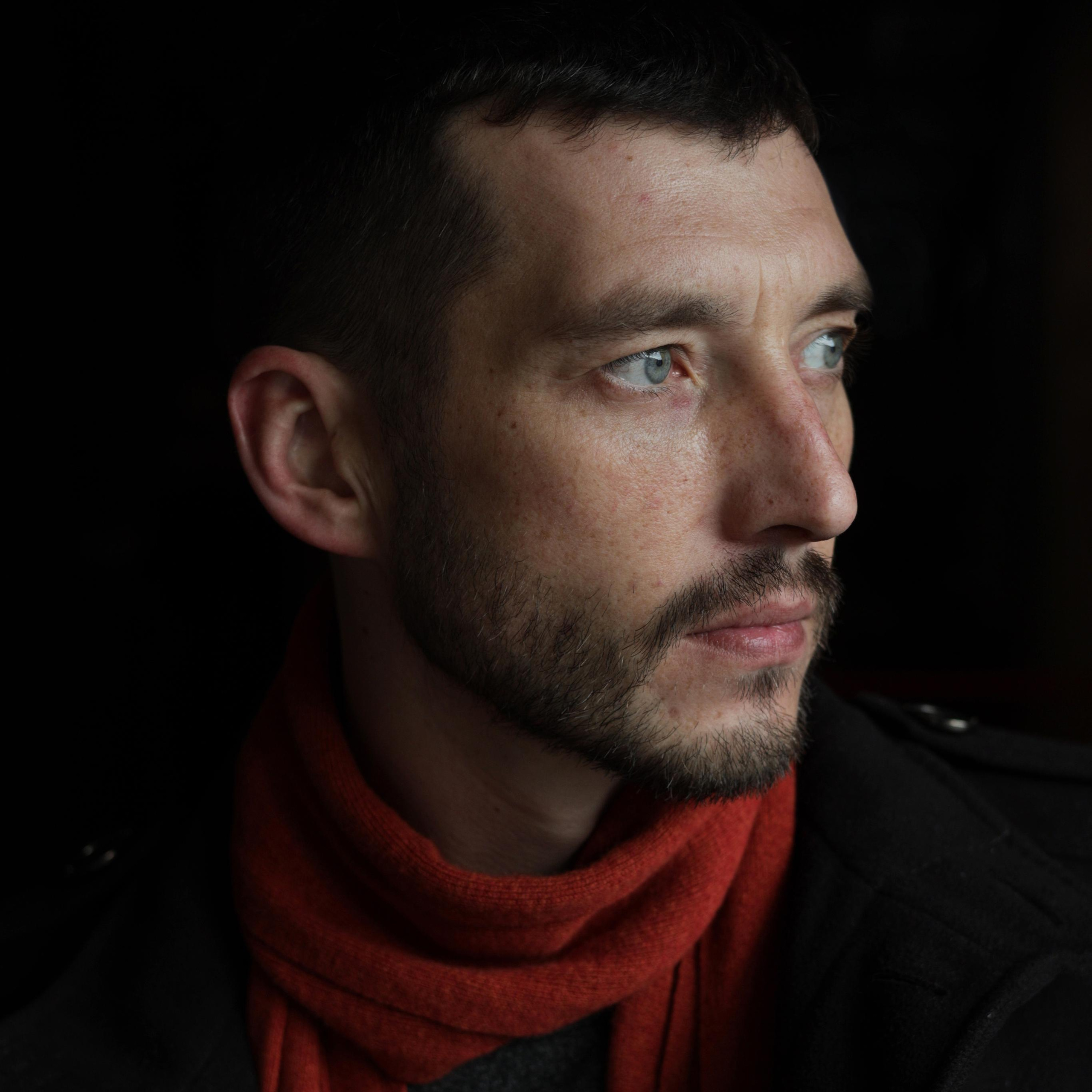 Контакты. Фотограф художник модель Юра Козлов Москва