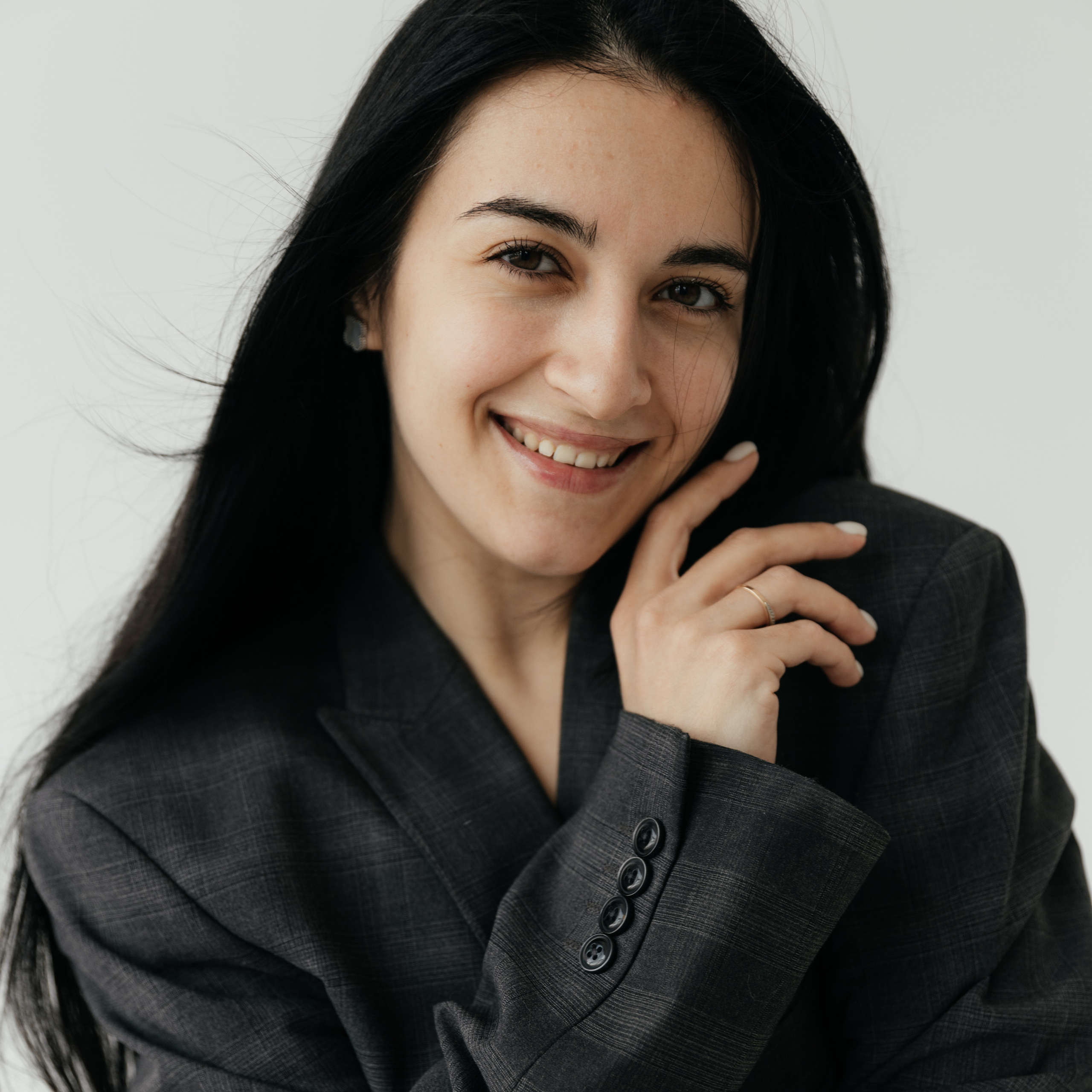 Контакты. Фотограф Луиза Юдилевич Москва