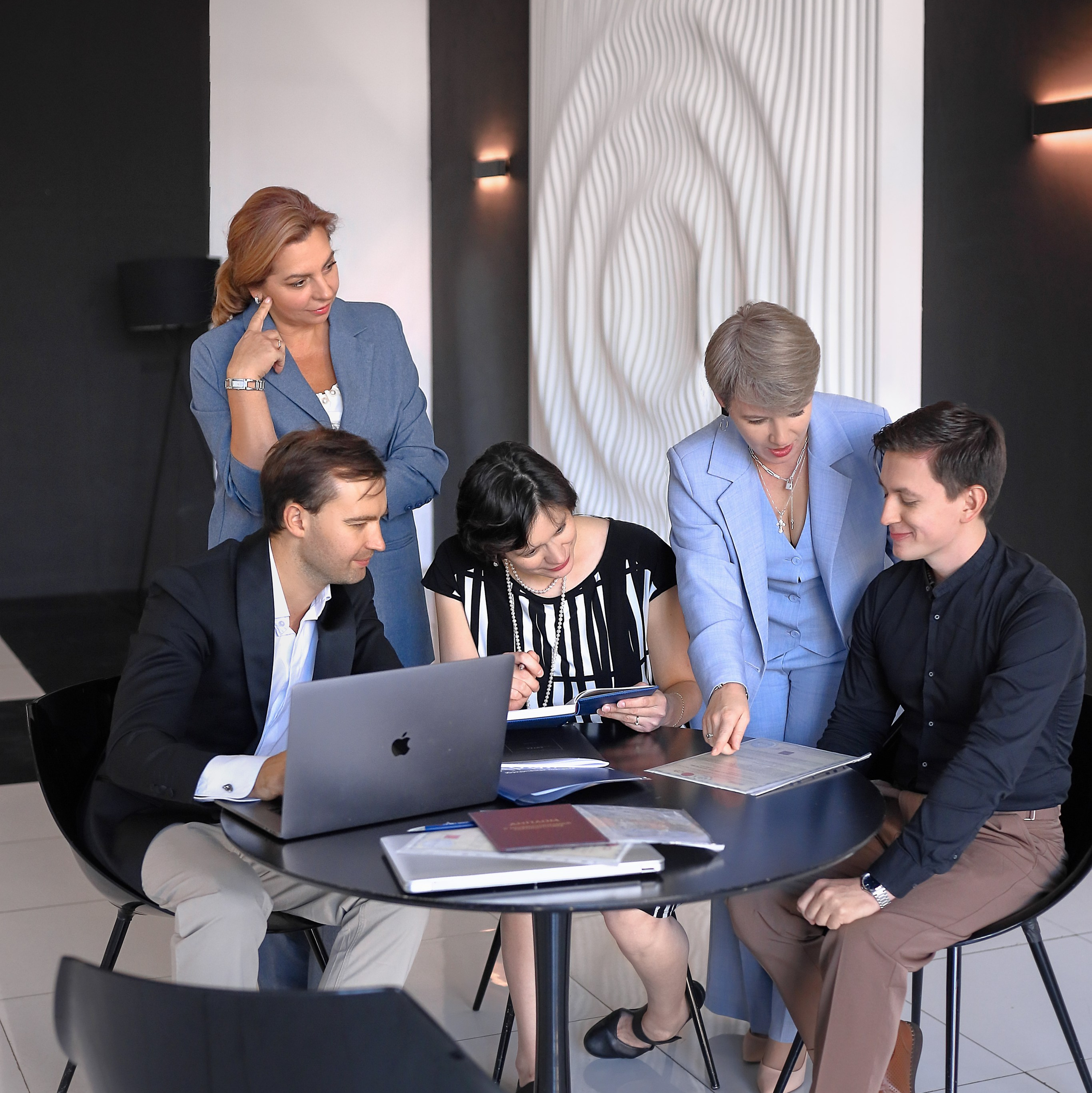 Визуал для бизнеса и личного бренда — съёмки в Москве. Елена Шуваева | Визуальный стратег и маркетолог в Москве