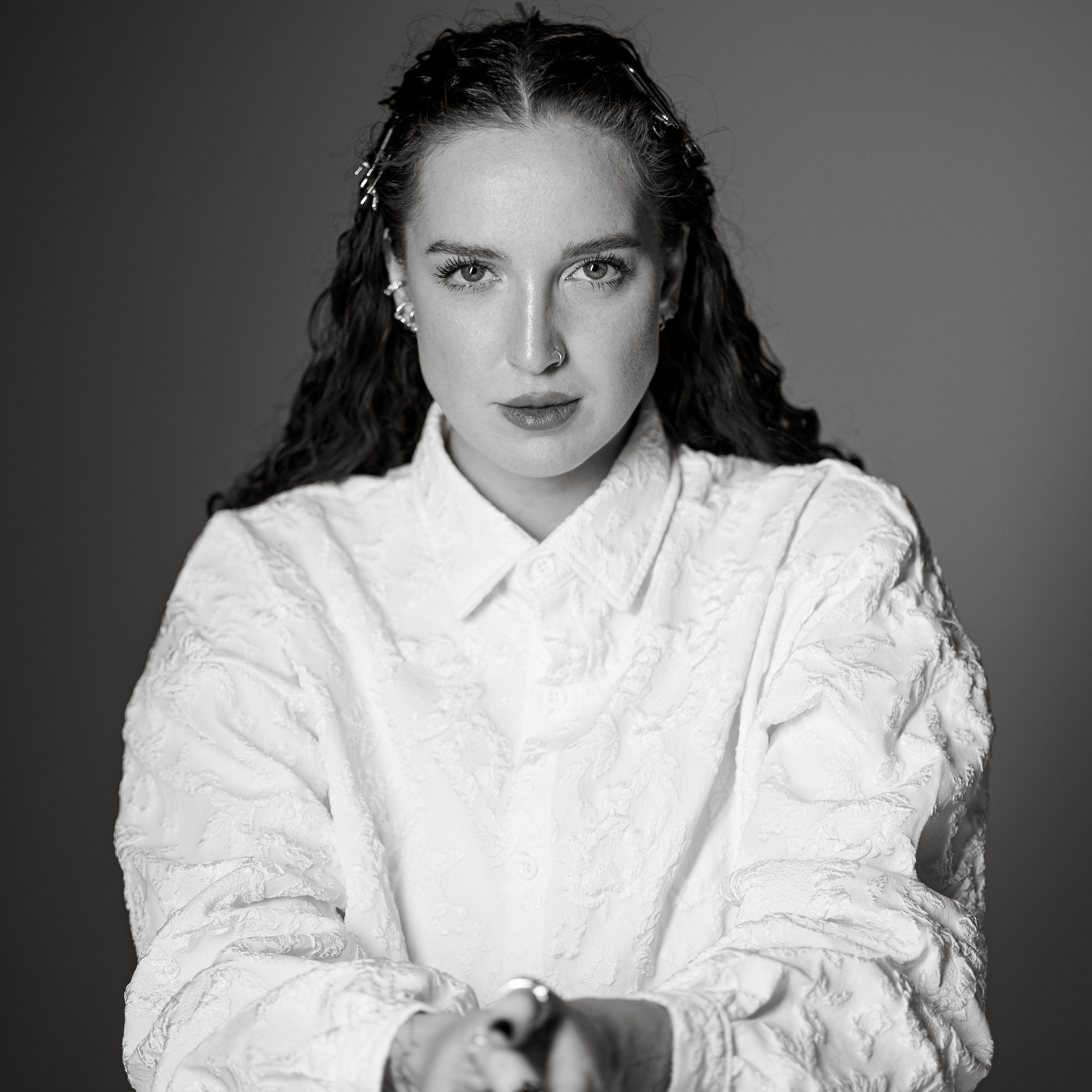 Контакты. Свадебный видеограф в Алматы Ирина