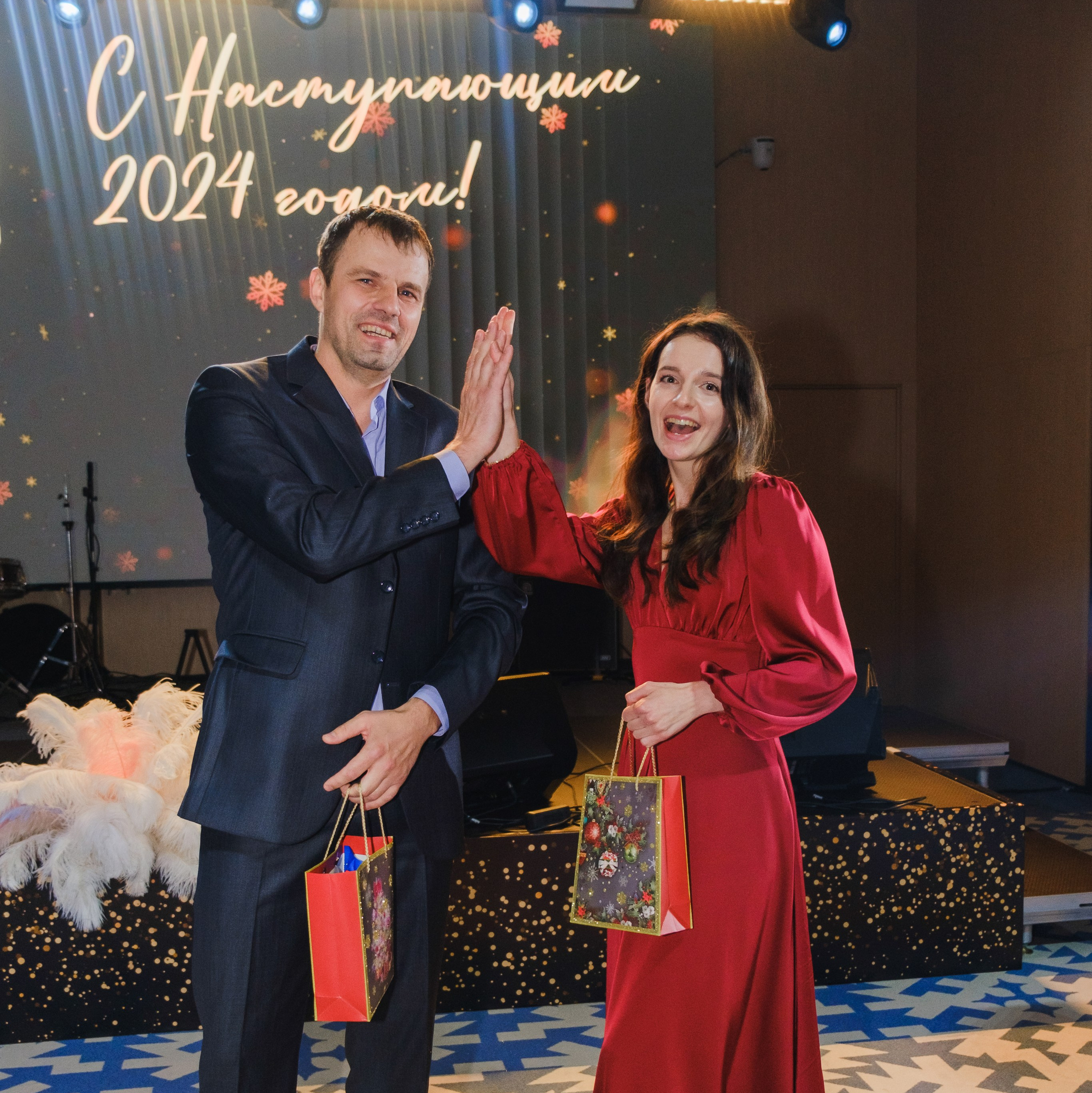 Фотограф на мероприятие Владивосток. Ведущий. Корпоратив. Выпускной. Последний звонок. День рождения