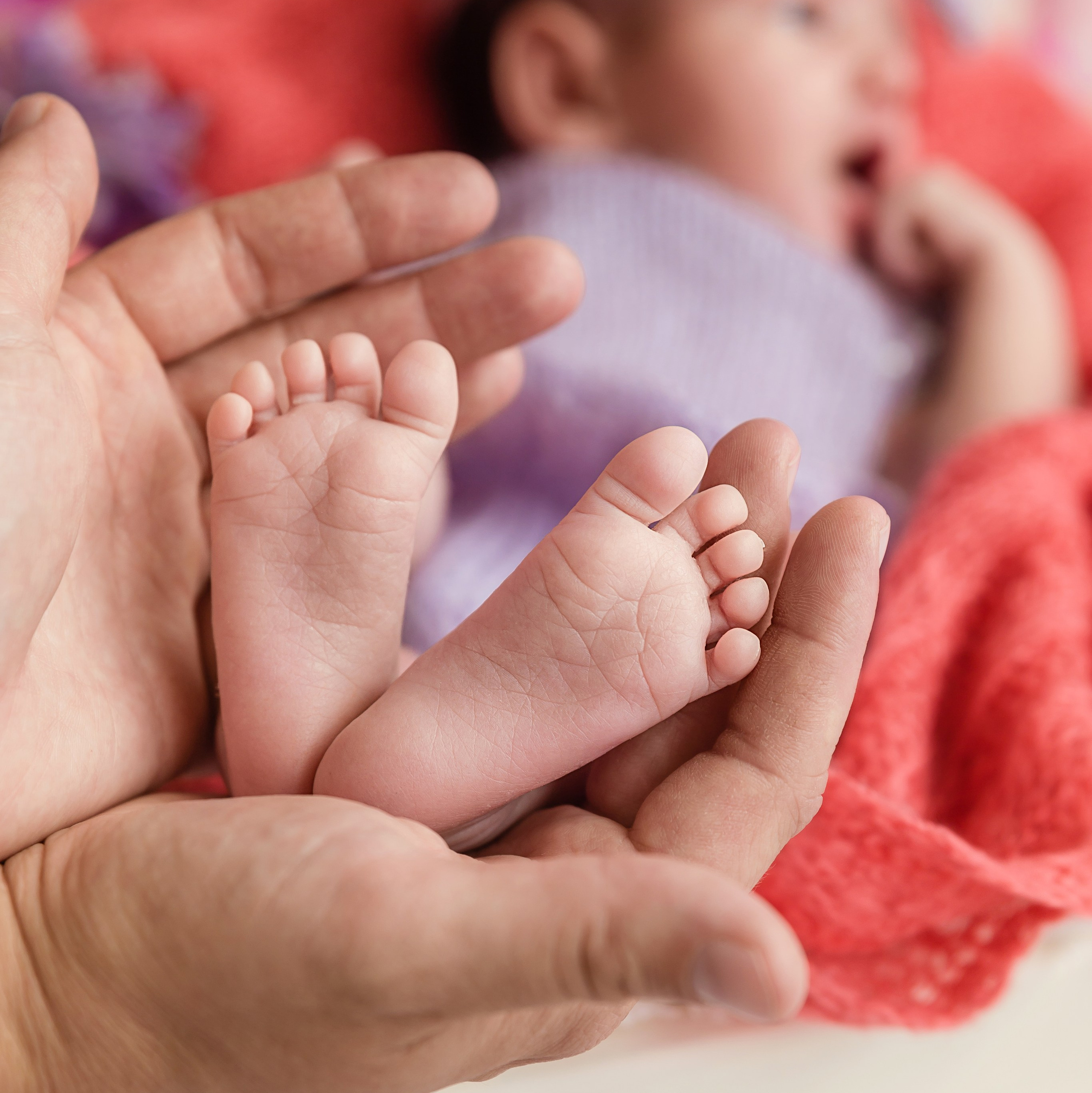 Newborn photoshooting. Professional family and children’s photographer in Izmir Irina Eron