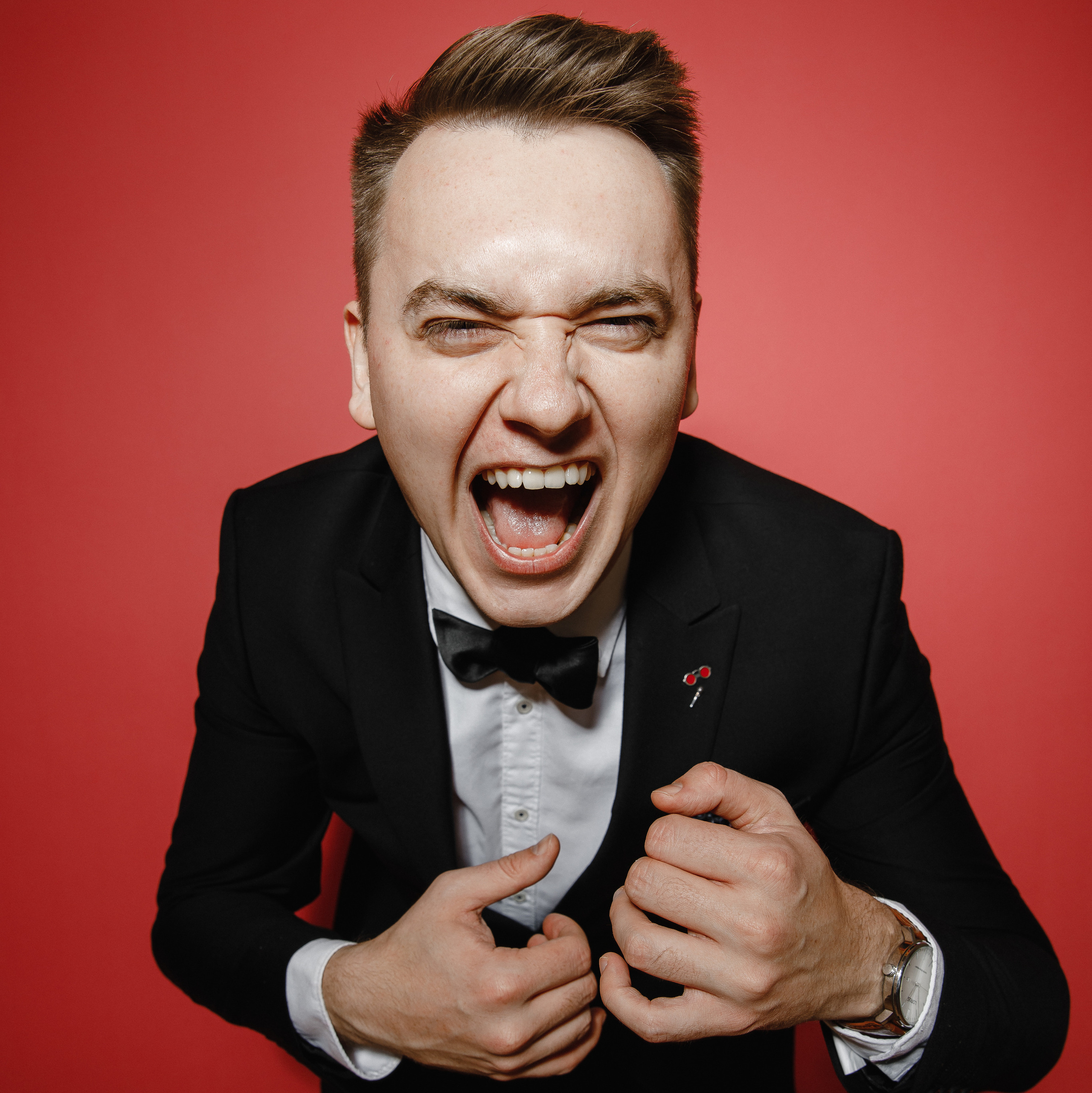 Контакты. Ведущий Александр Христофоров