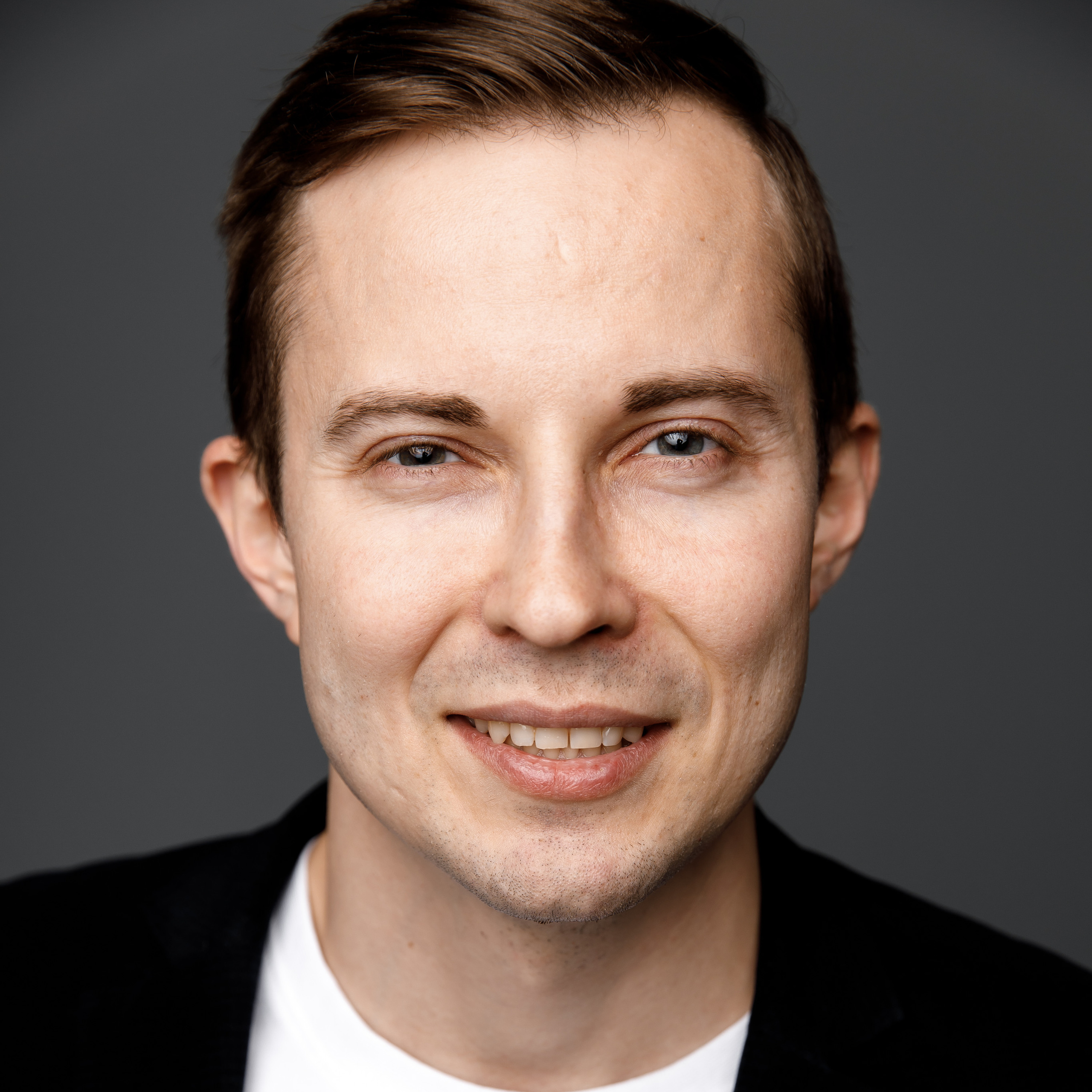 Свадебные вечеринки. Ведущий в Москве Никита Колотушкин