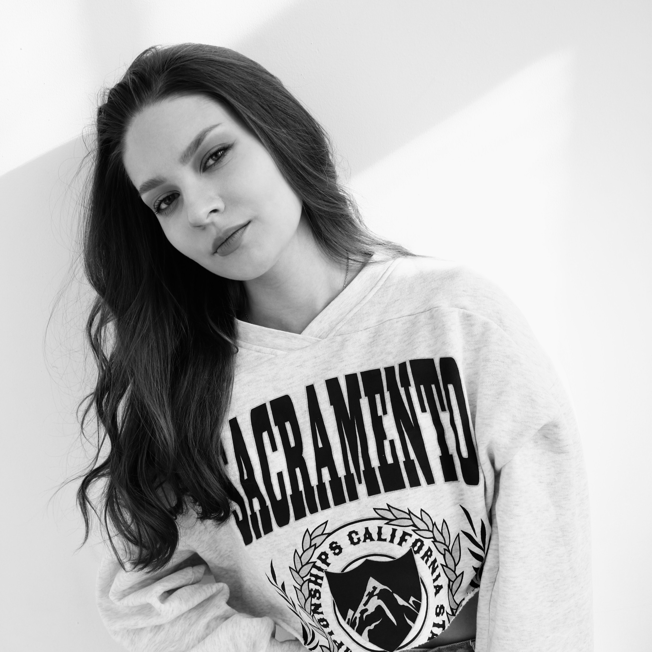 КОНТАКТЫ. Портретный фотограф в Москве. Фотосессии с собаками