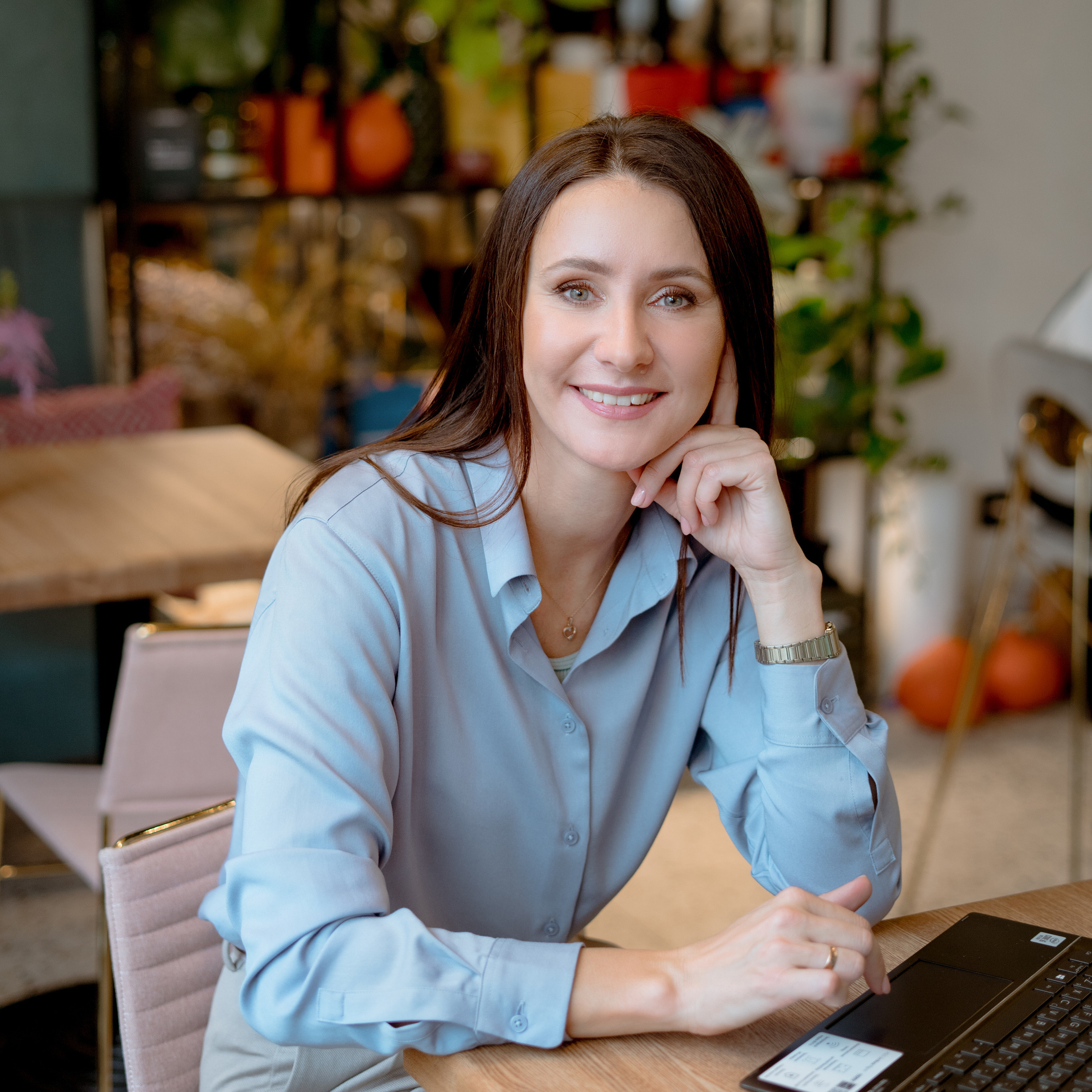 Выпускной альбом для 9-11 класса с цитатами в Нижнем Новгороде. Лапшина Юлия — школьный фотограф в Нижнем Новгороде. Выпускные альбомы