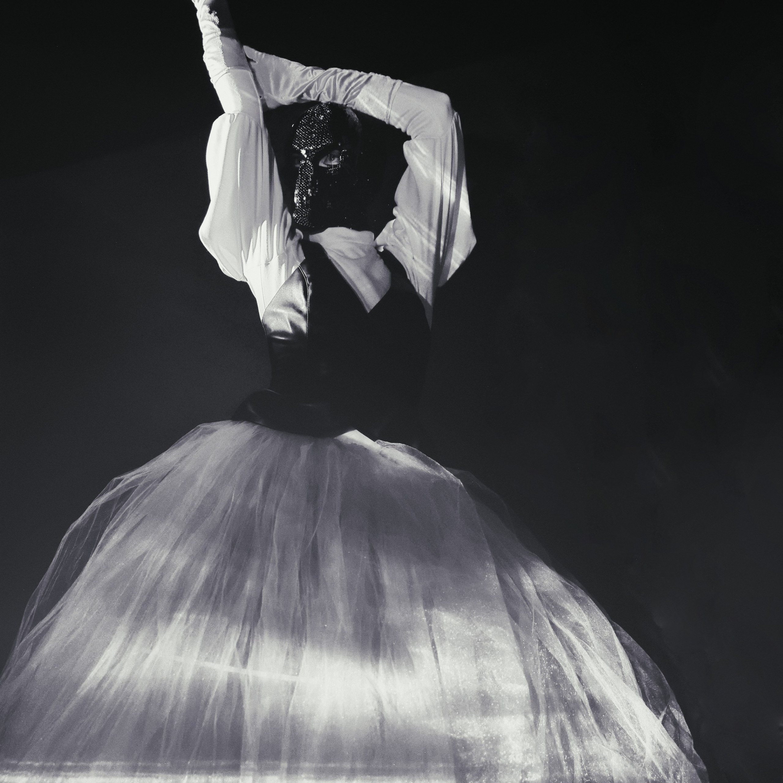 Yulia Pazukhina. Yulia Yurchevskaya | Art Director & Visual Visionary