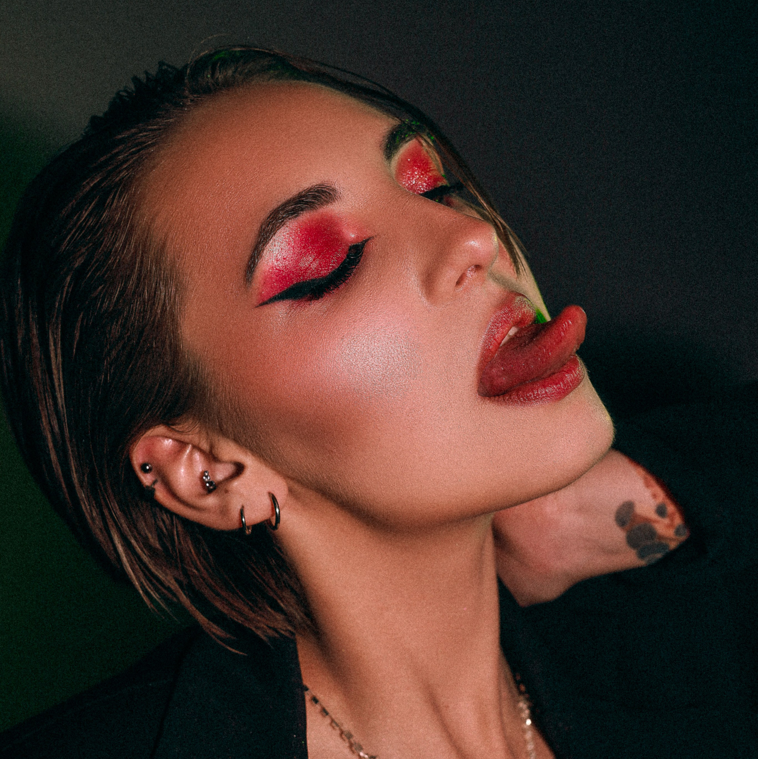 Контакты. Главная