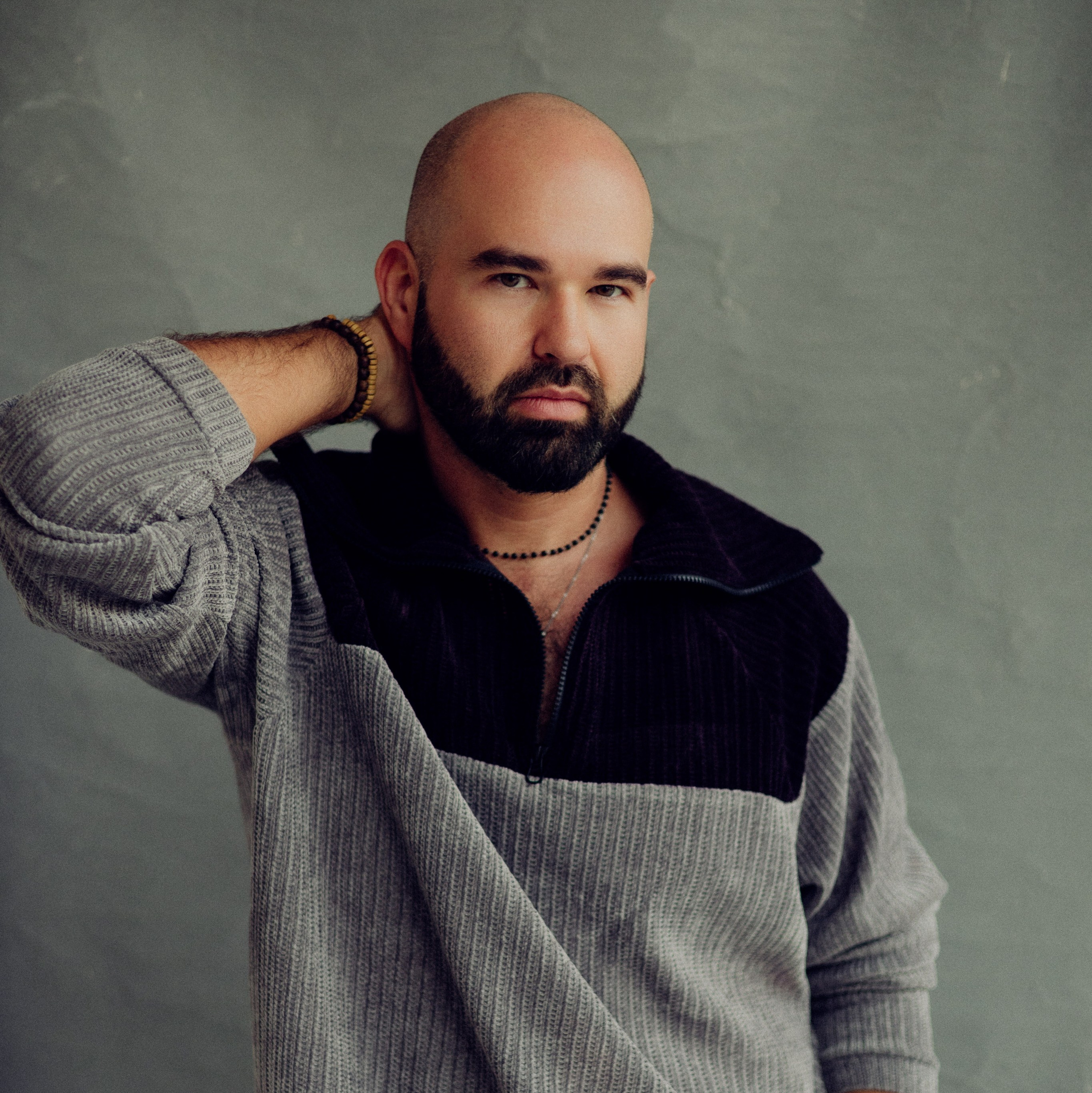 ВЕЧЕРНИЕ И КОКТЕЙЛЬНЫЕ ПЛАТЬЯ. Модельер Евгений Бременев