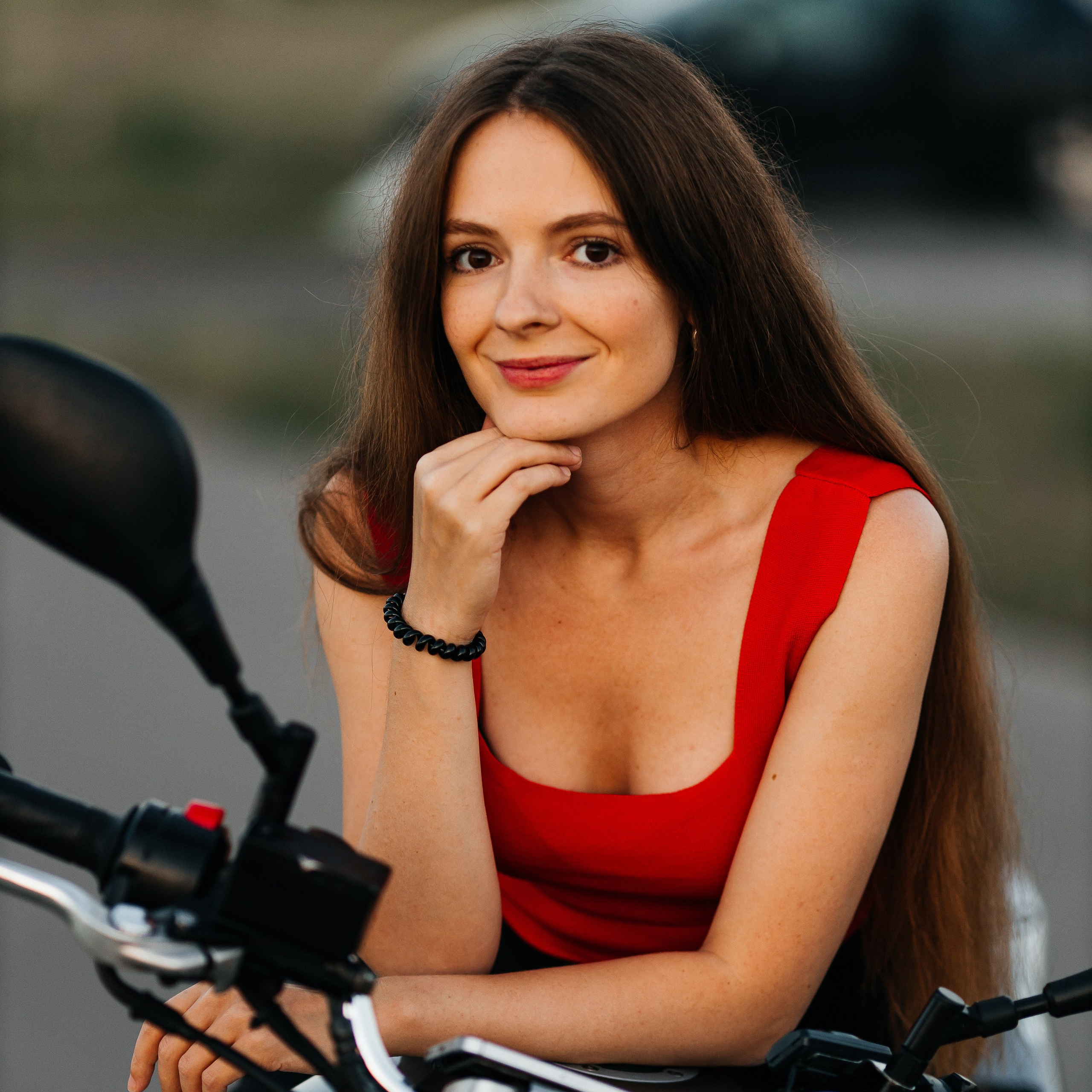 Контакты. Фотограф видеограф в Ростове-на-Дону Анастасия Зиновьева