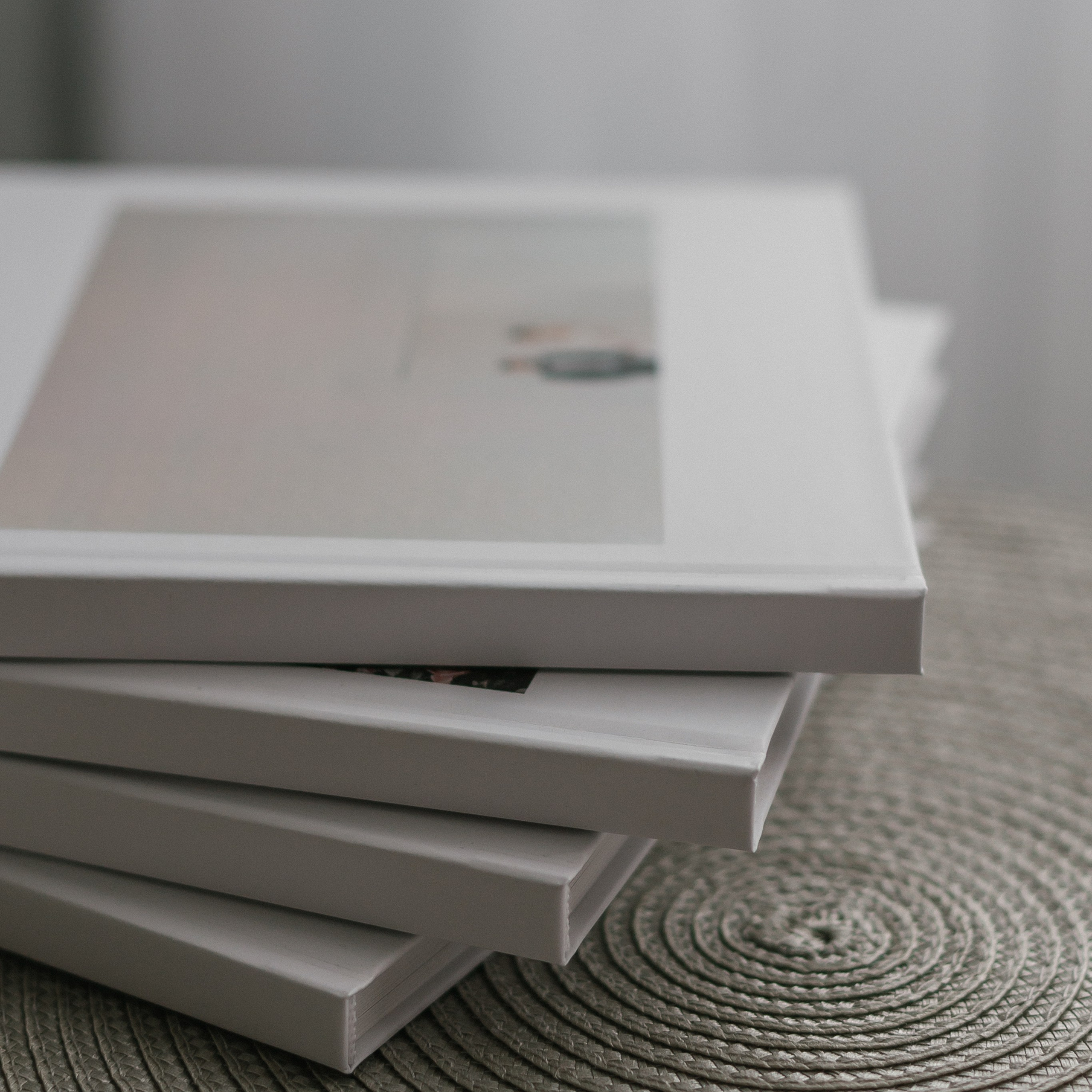 Фотокниги. Свадебный фотограф в Пятигорске и КМВ Софья Аджикеримова