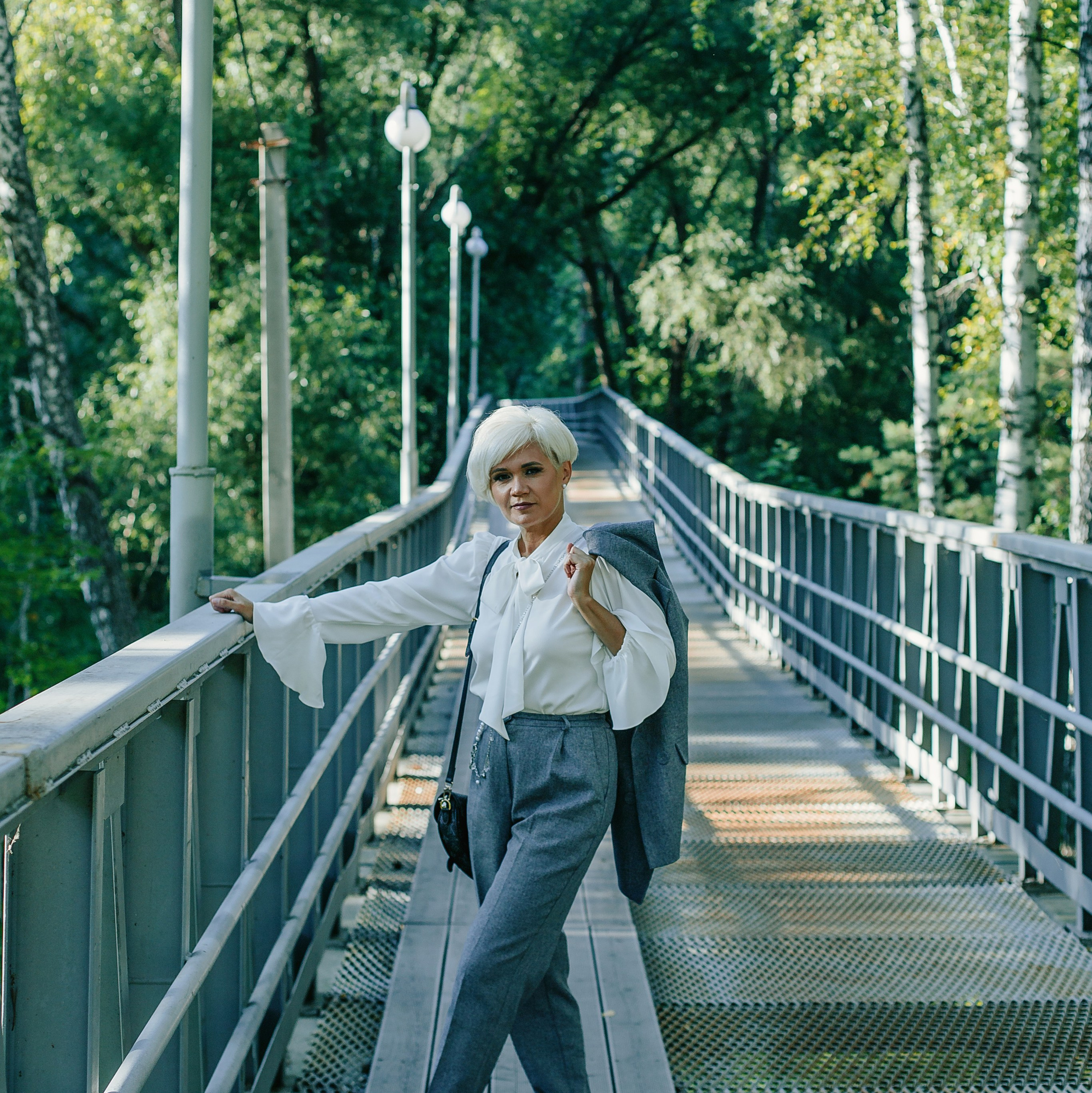 Контакты. Выпускные альбомы Искитим, Бердск и Новосибирск Крюкова Елена