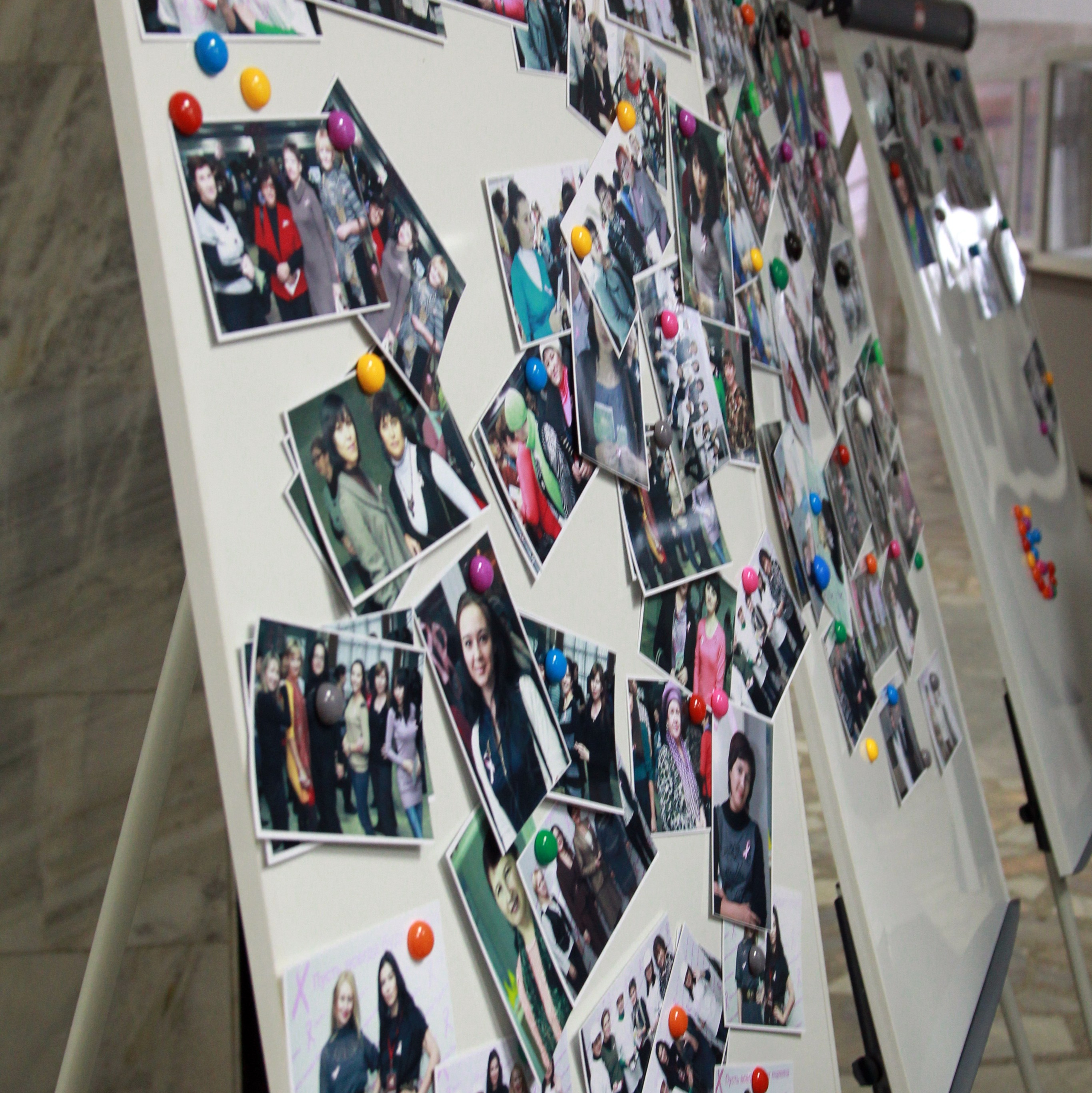 Печать фото на мероприятие день в день. Фото гостям