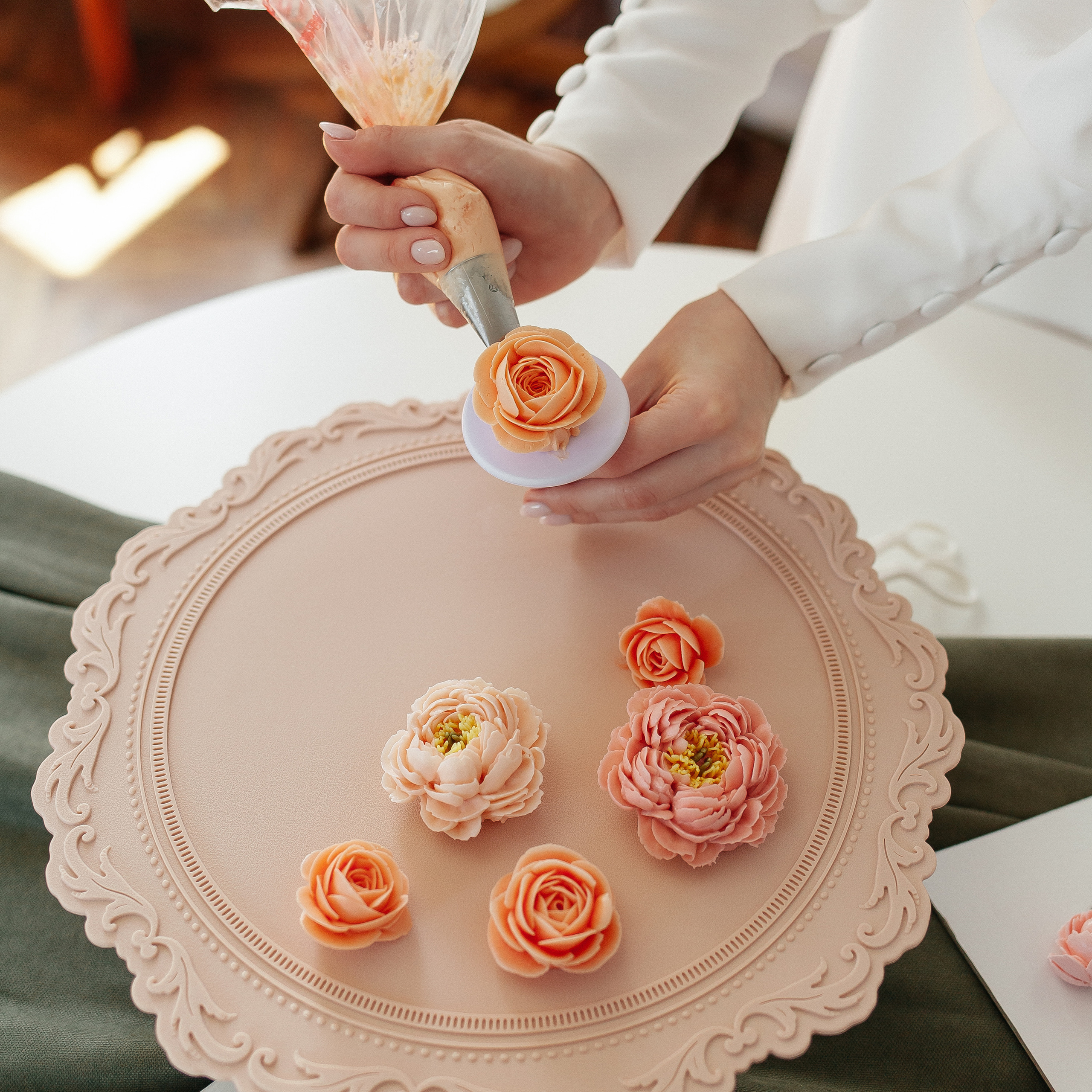 Услуги. Аникина Юлия / Кремовая флористика в корейской технике