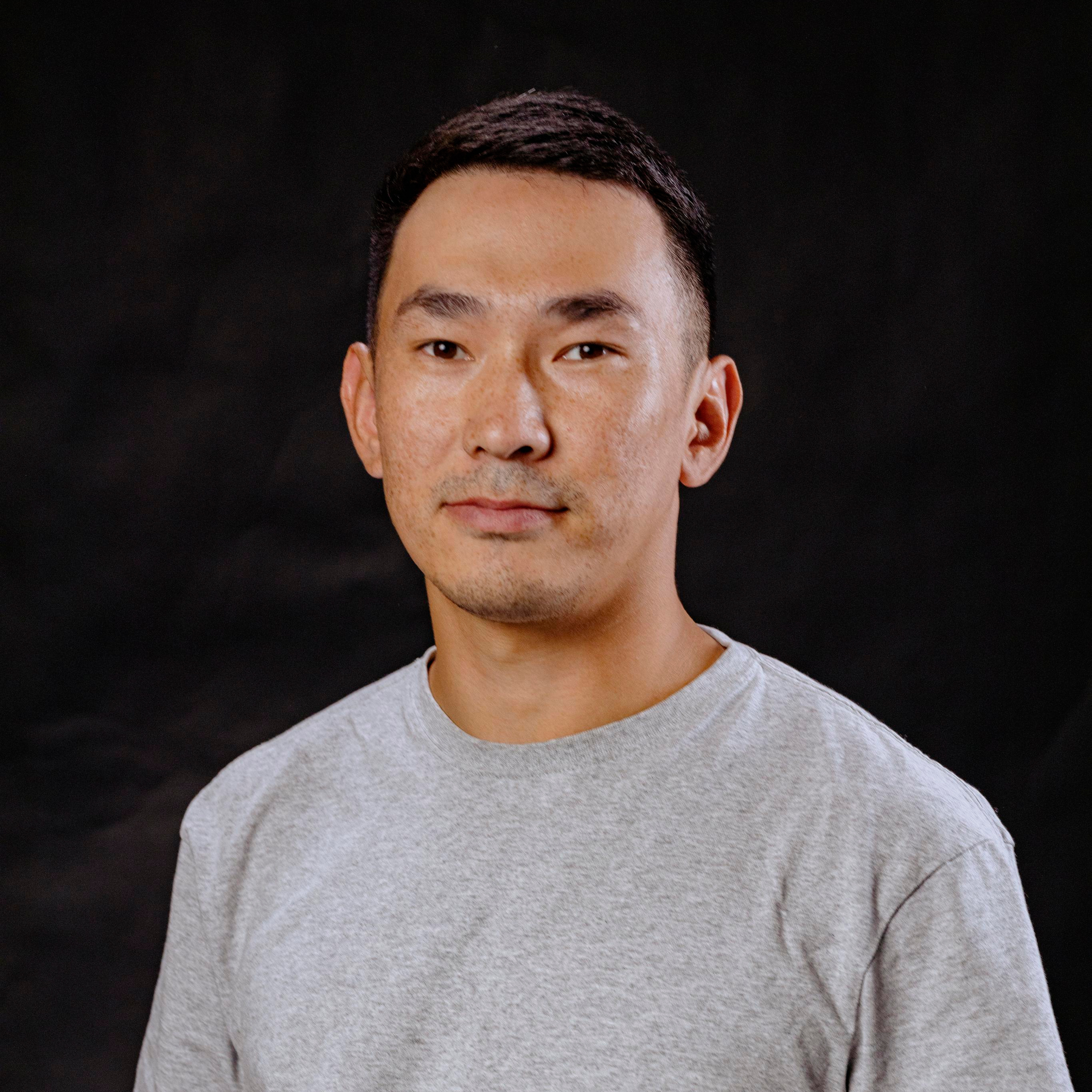 Контакты. Свадебный и репортажный фотограф в Якутске Владимир Бочкарев