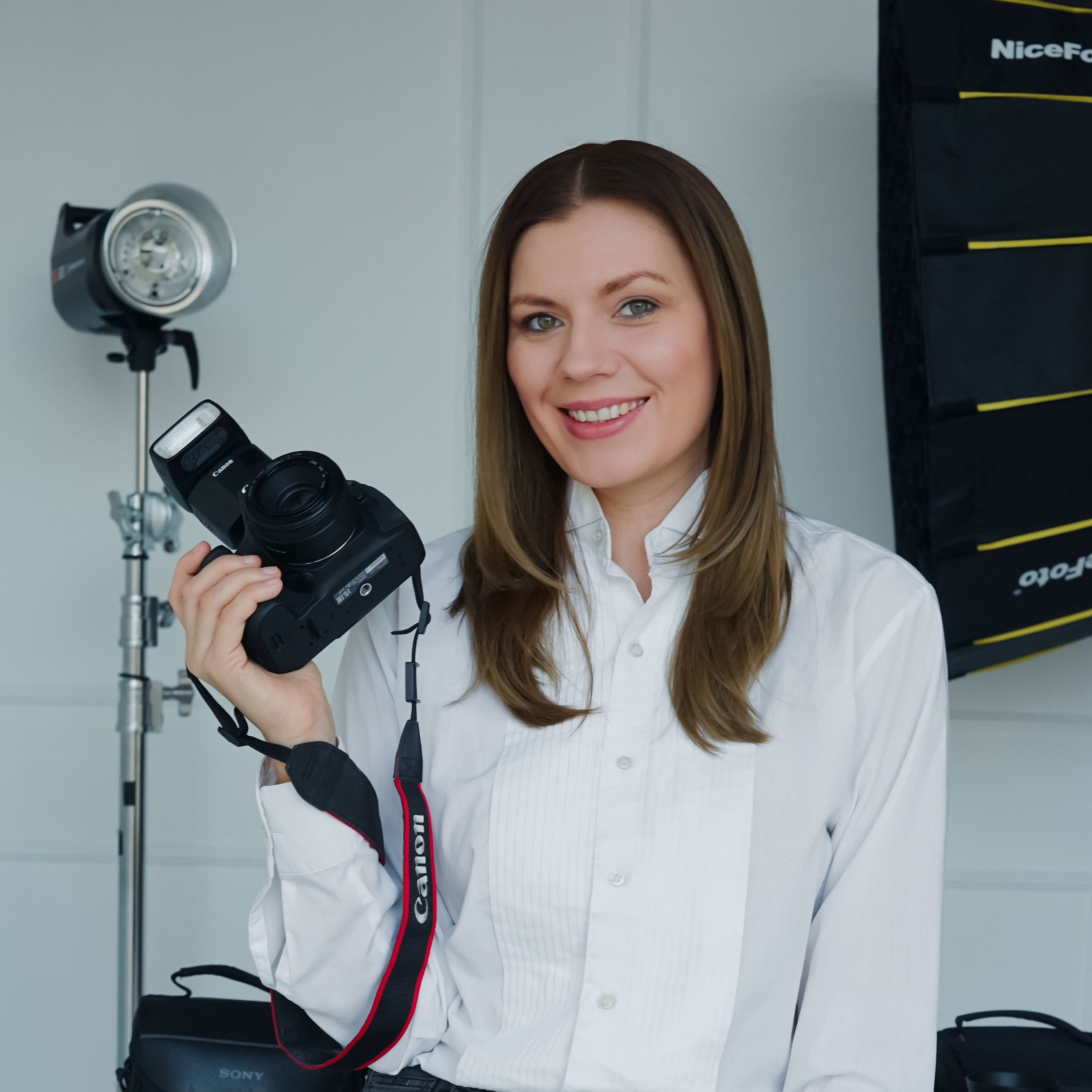 Услуги. Репортажный фотограф в Москве Катя Луговая, портретный фотограф и «street» фотограф, фотосессии «под ключ»