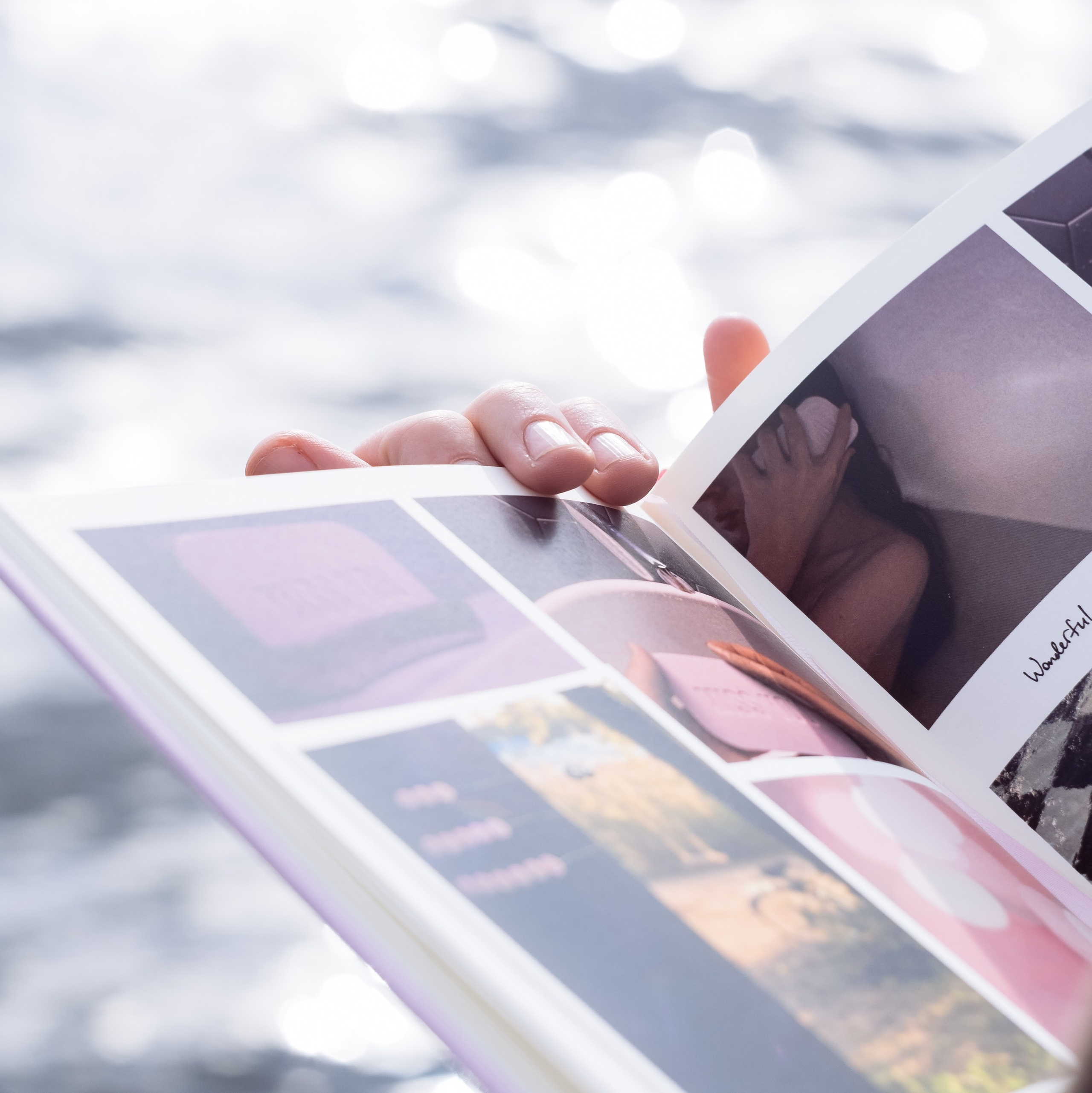 КНИГА ХУДОЖНИКА PINK WORD RED FLAG. Бюро Индульгенции Серафима Бучинская продюсер дизайнер художница СПб