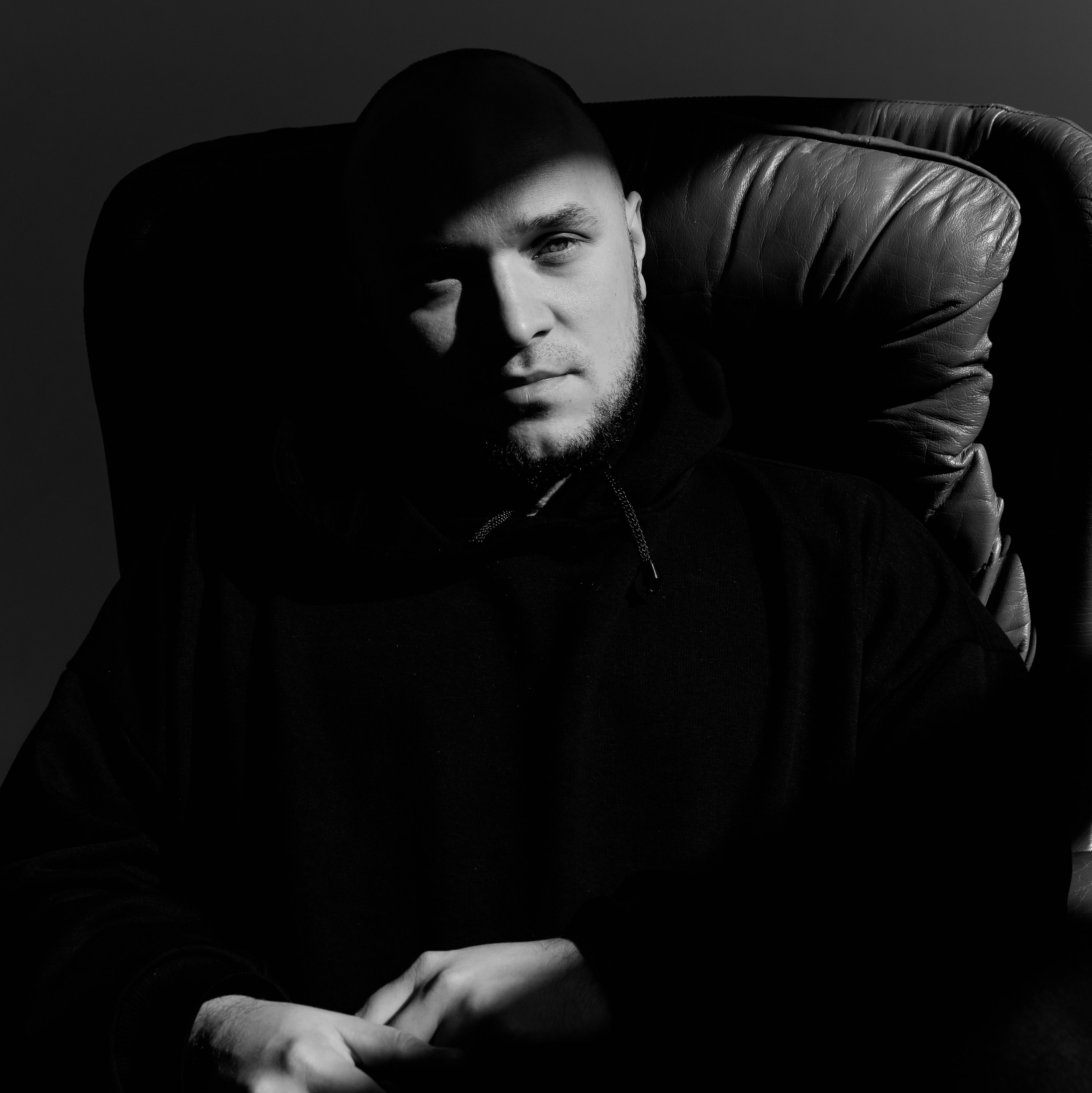 Контакты. Фотограф Могилев Беларусь