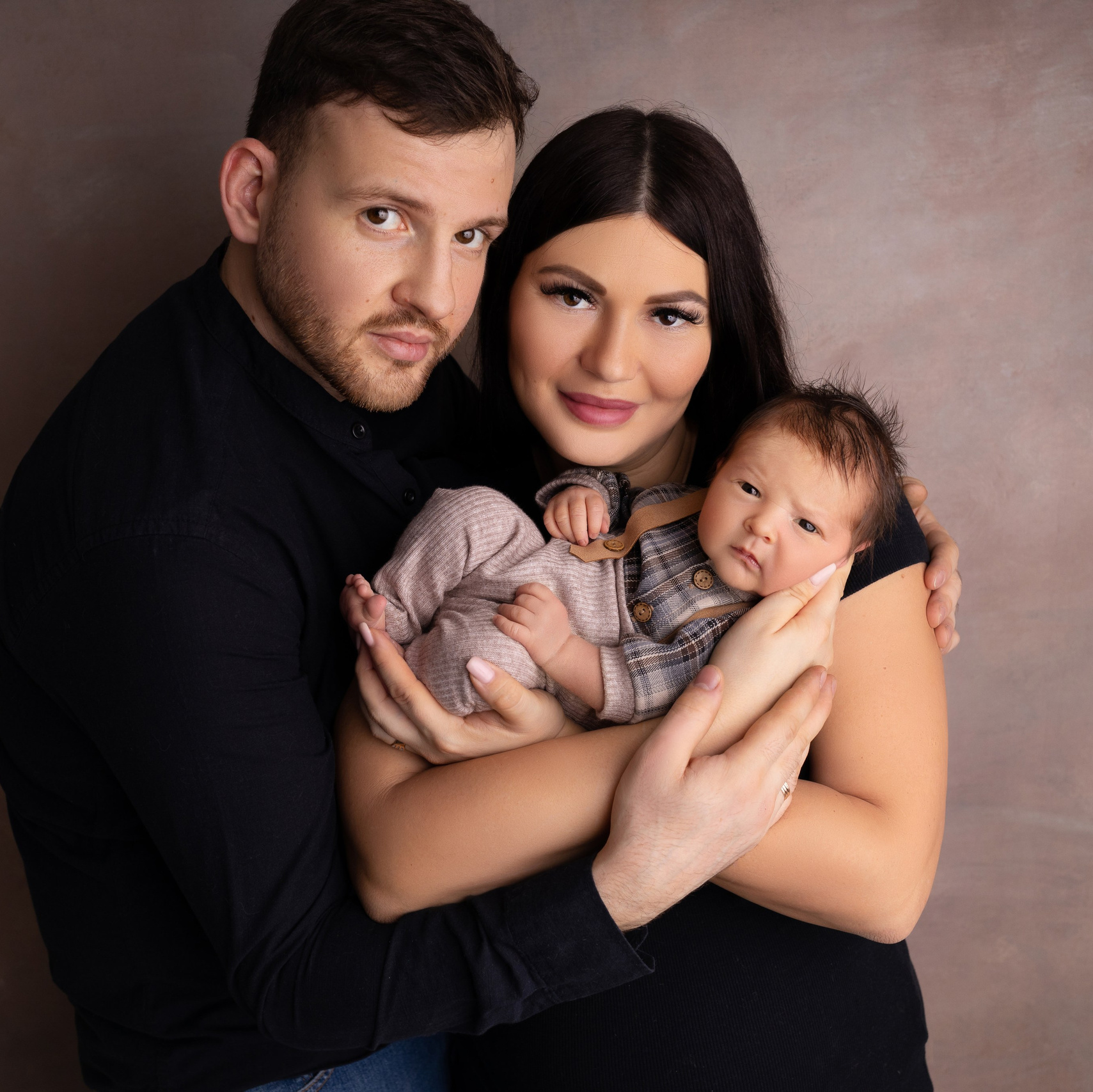 Семейная фотосессия в классическом стиле и life