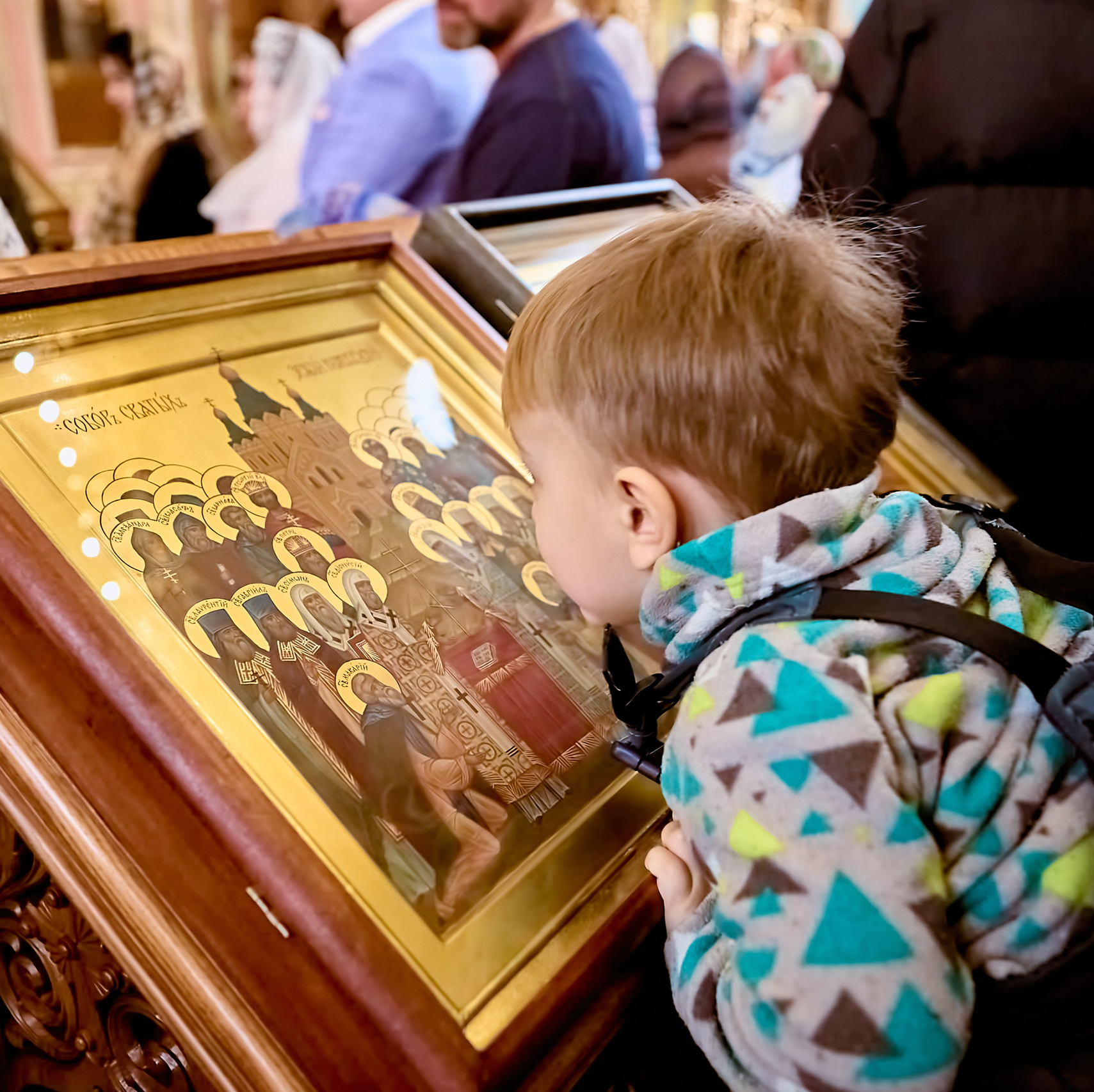 Фото в храме в праздничные дни