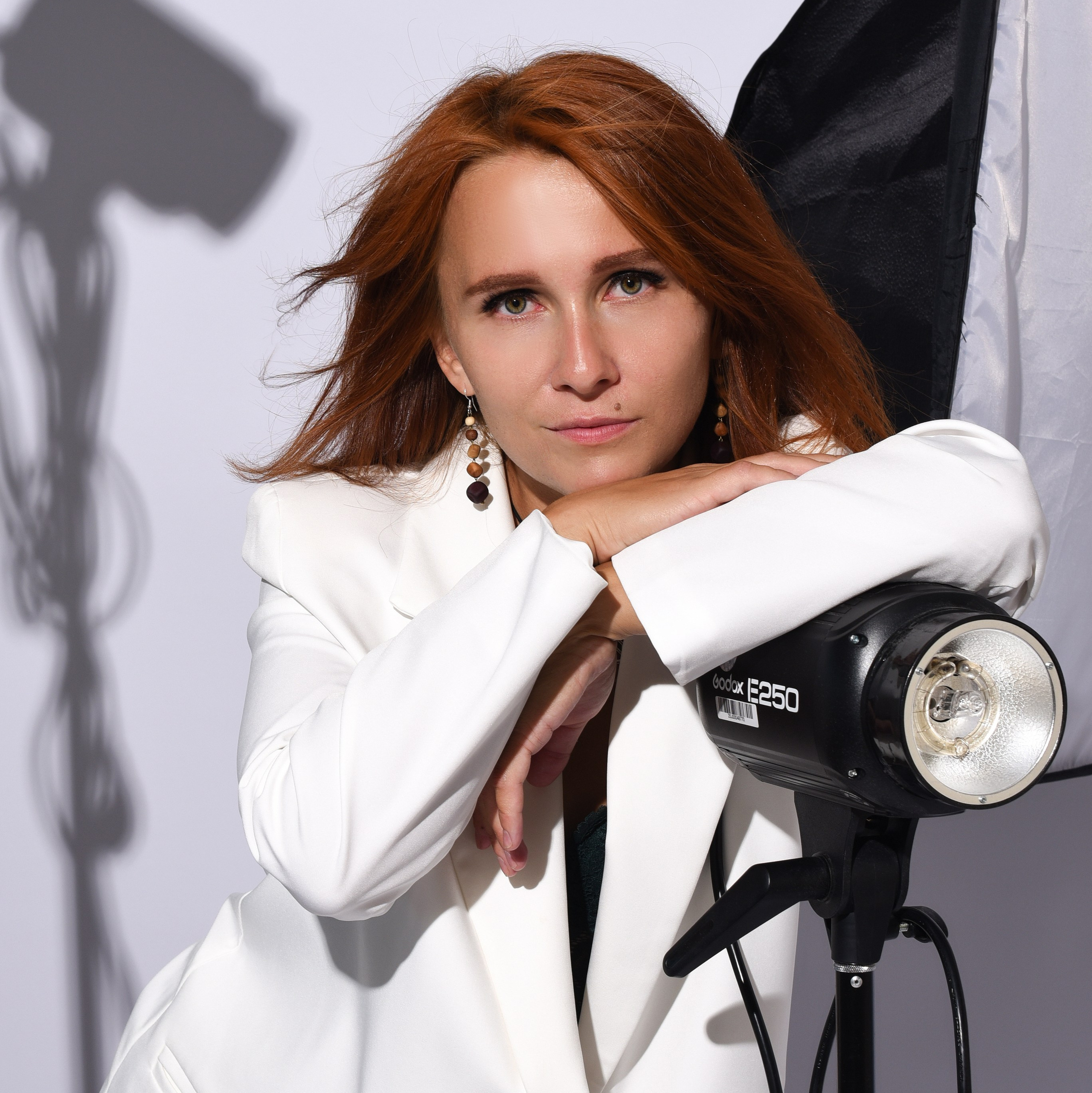 Контакты. Выпускные фотоальбомы Фрязино Щёлково Света Шенгелия