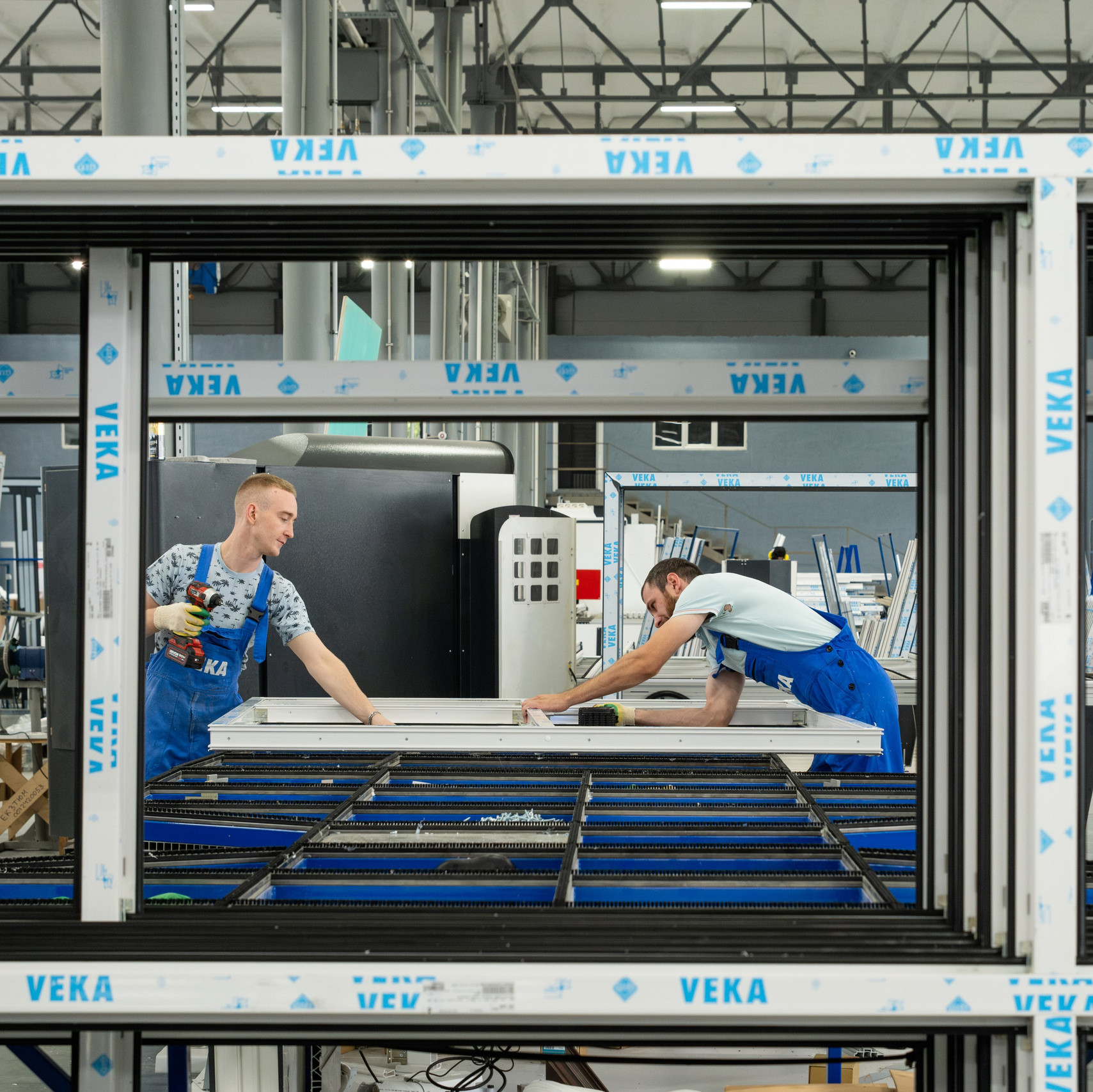 фотосъемка производства. Контент-фотограф: снимаю в Тюмени и Санкт-Петербурге.