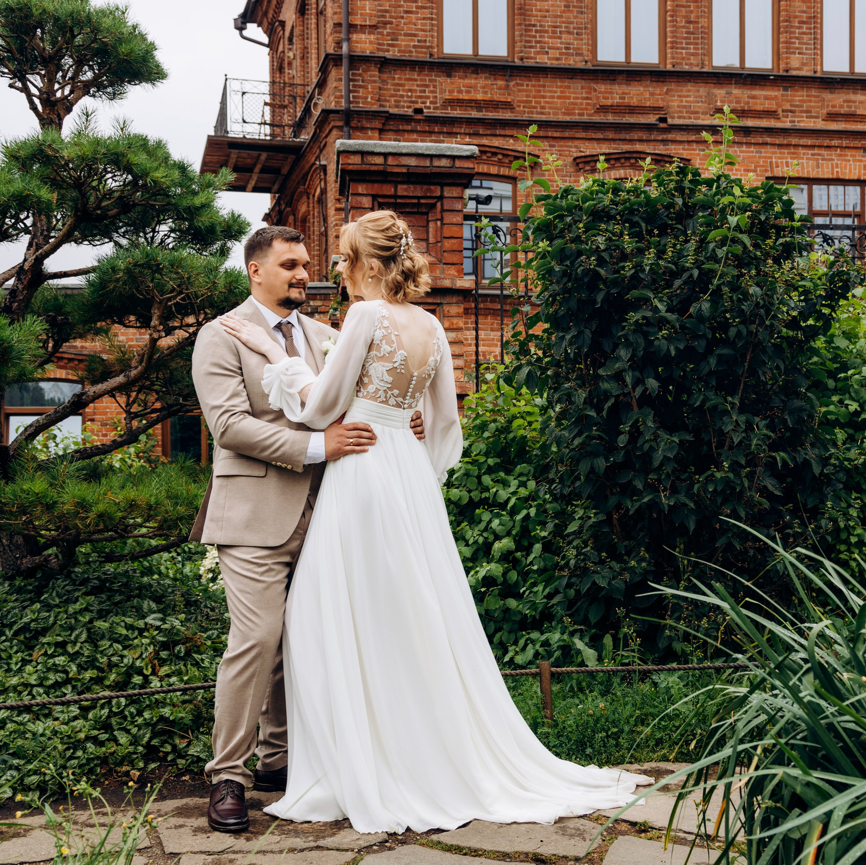 Свадьбы 2025. Свадебный и семейный фотограф в Екатеринбурге Елена Чупина