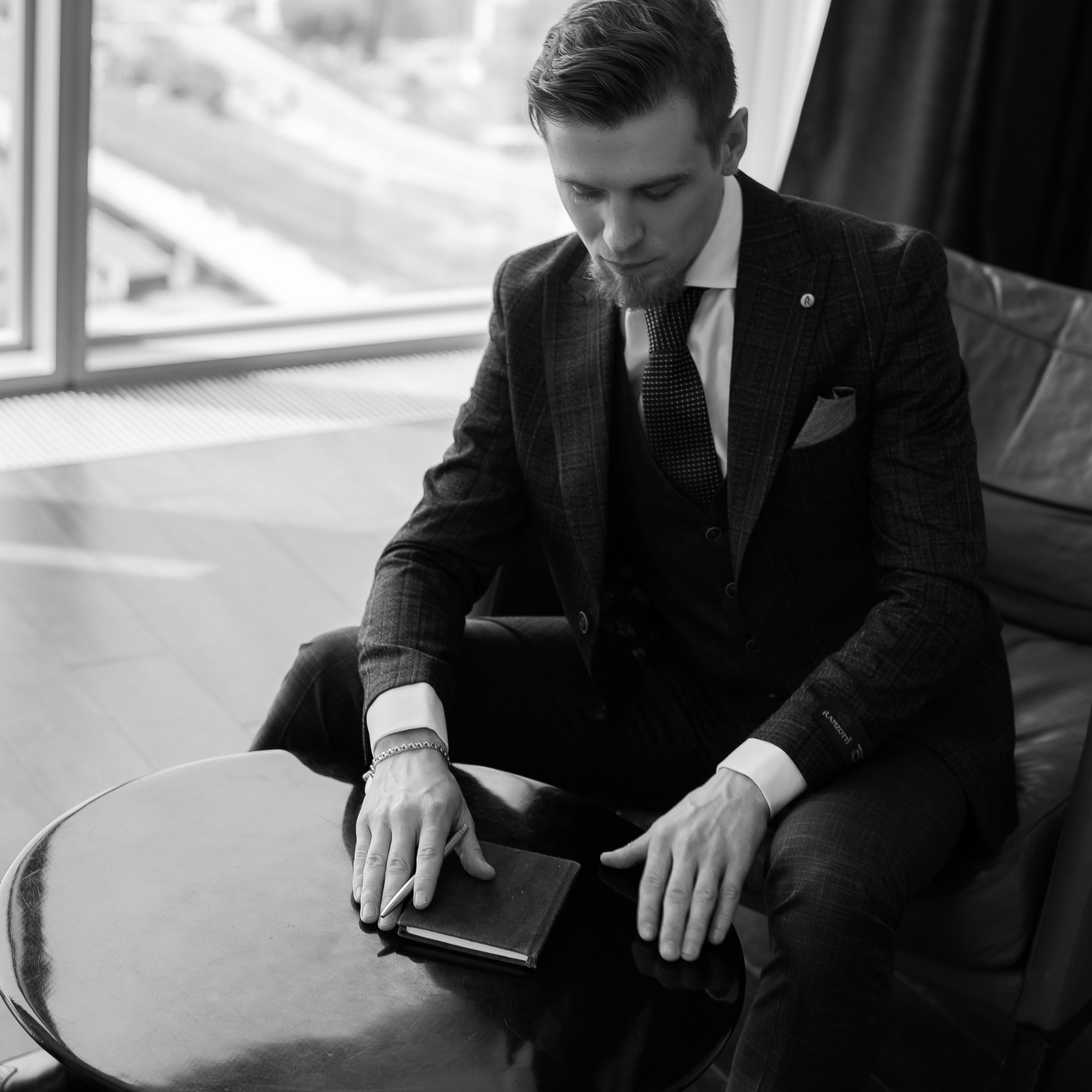 Мужской портрет. Контент фотограф в Москве Лихачева Ксения