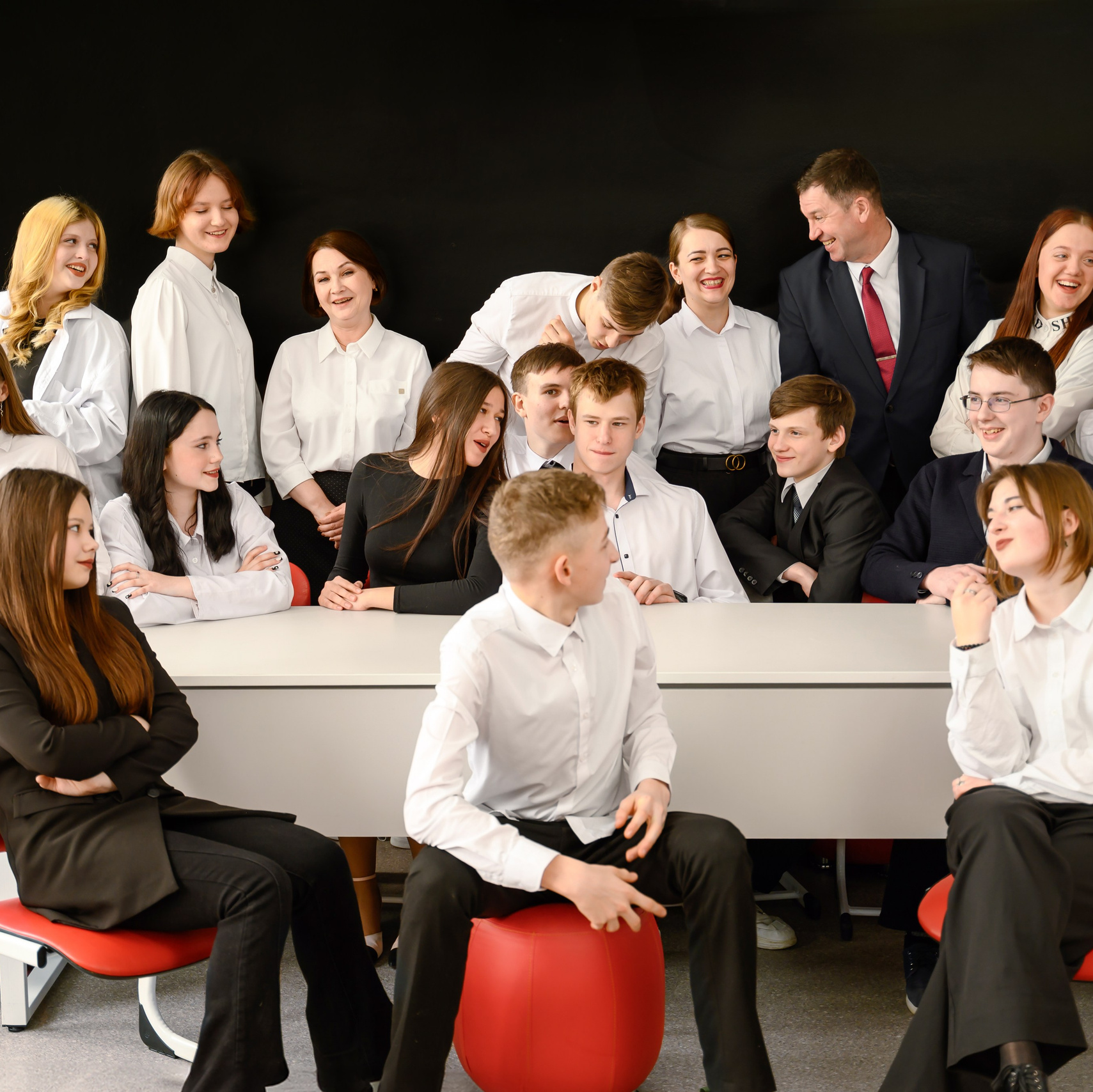 Шварцевский центр образования. Выпускные альбомы в Туле и Тульской области для школ и детских садов