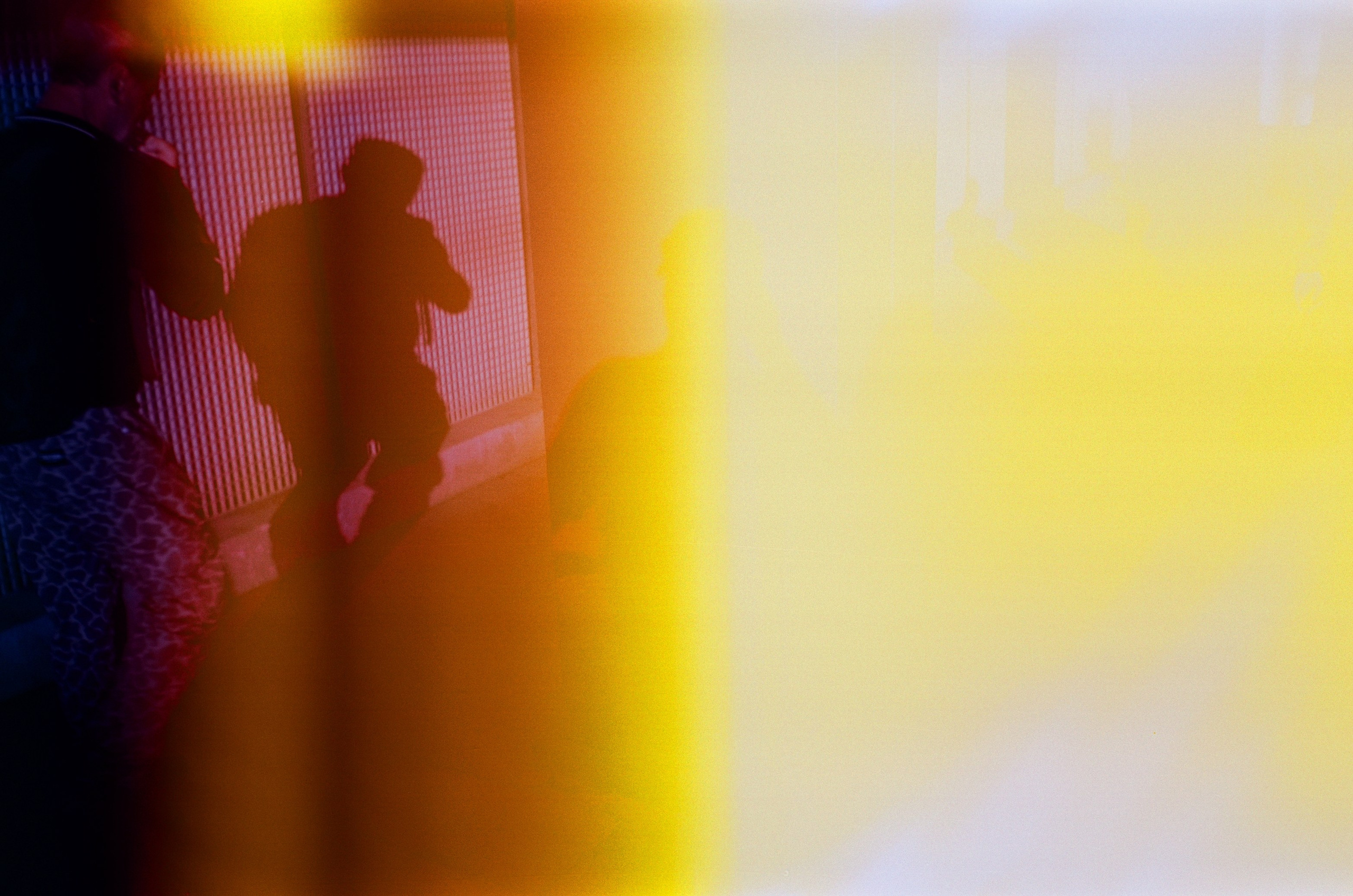 Прогулки с плёночной фотокамерой по Москве. Плёночный фотограф, заказать фото на плёнку в Москве — Георгий Романов