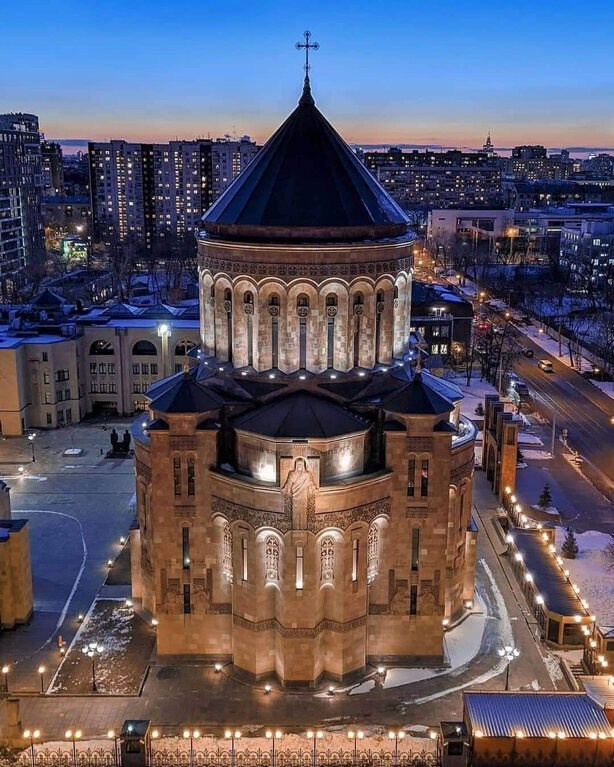 Прогулка по мистической Москве. Индивидуальные авторские экскурсии, музеи и выставки в Москве