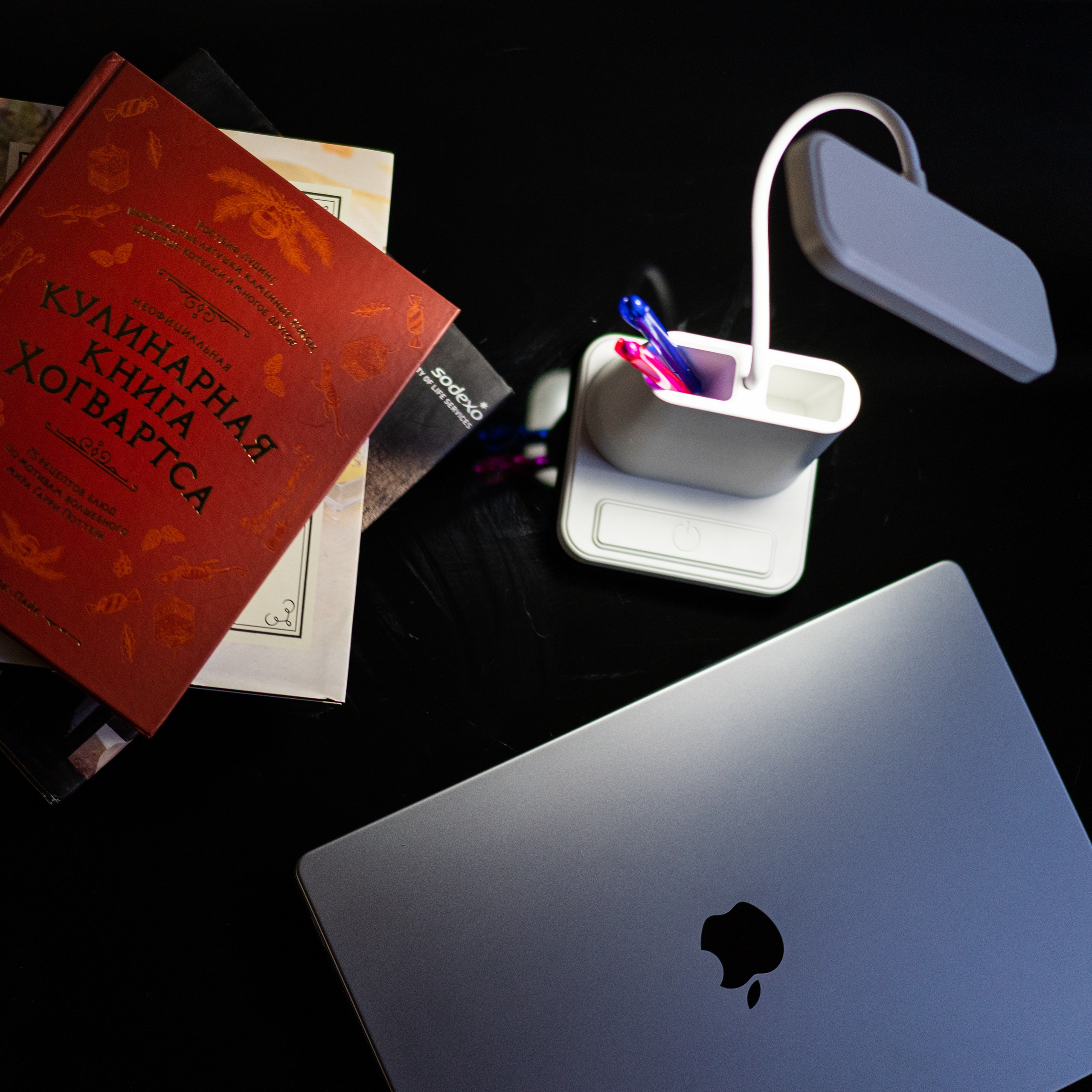 Съемка для рекламы гаджетов и техники.