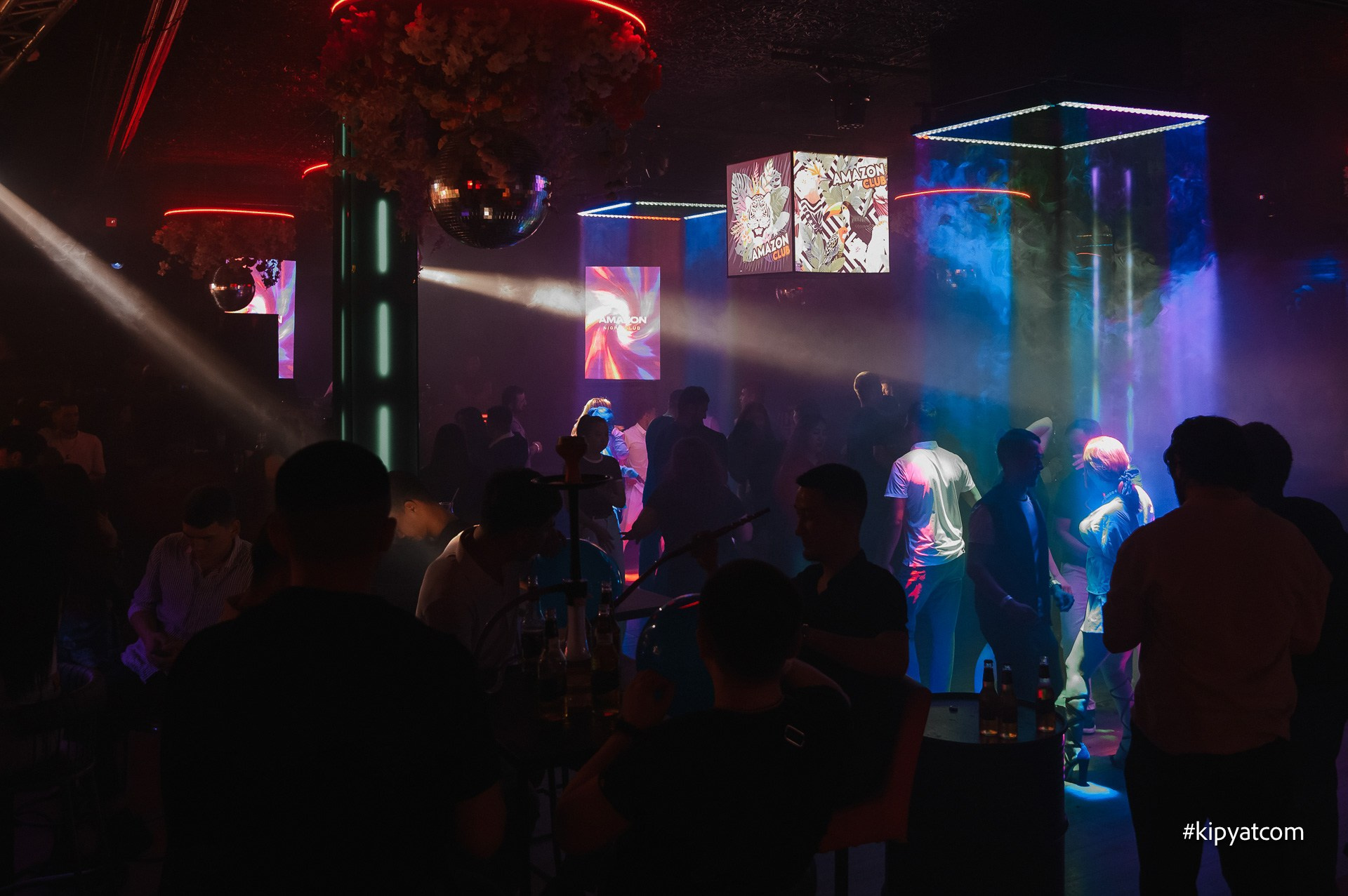 Amazon. Астана Кипятком