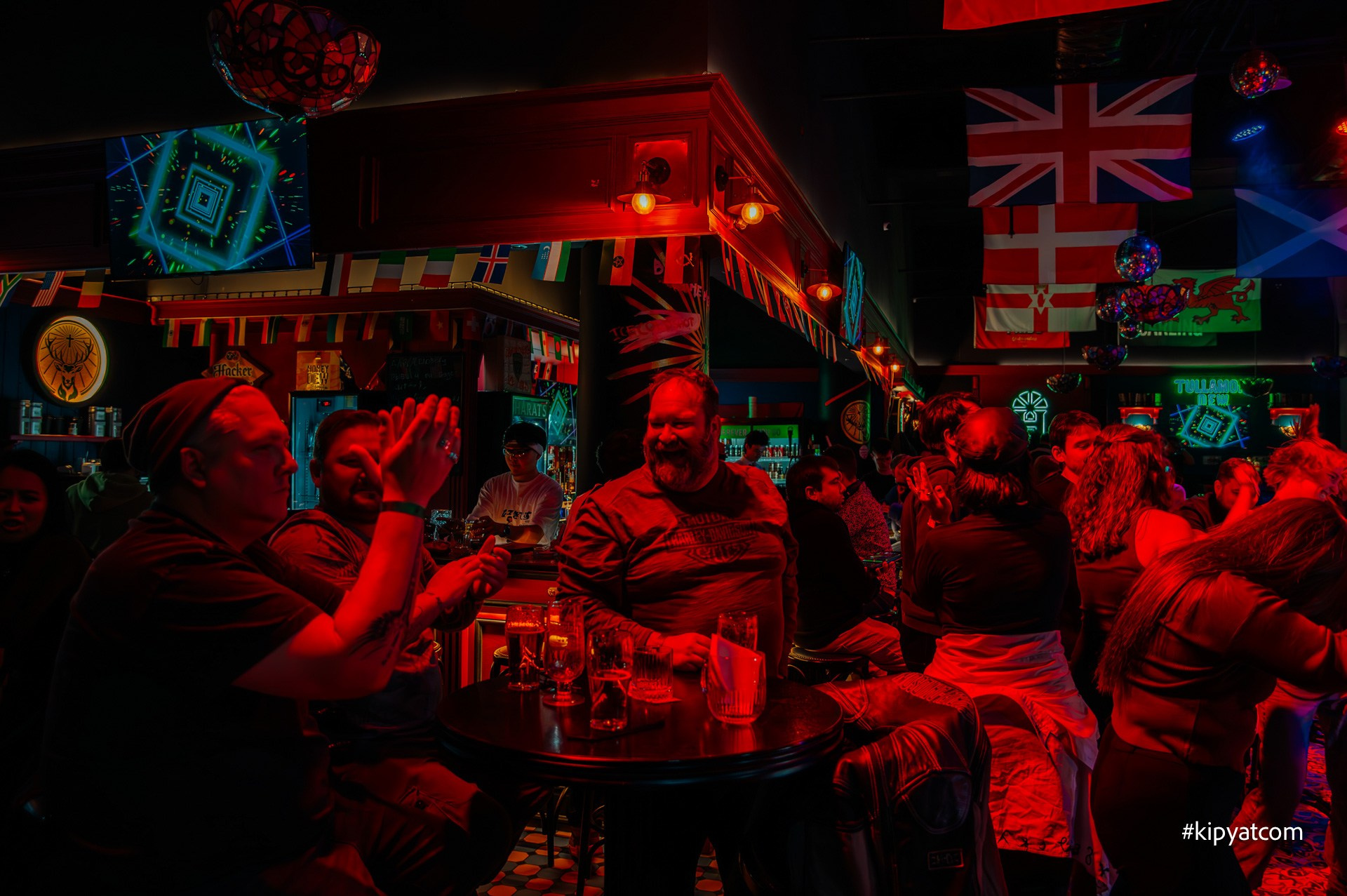 Harat`s Irish Pub на Мангилик ел. Астана Кипятком