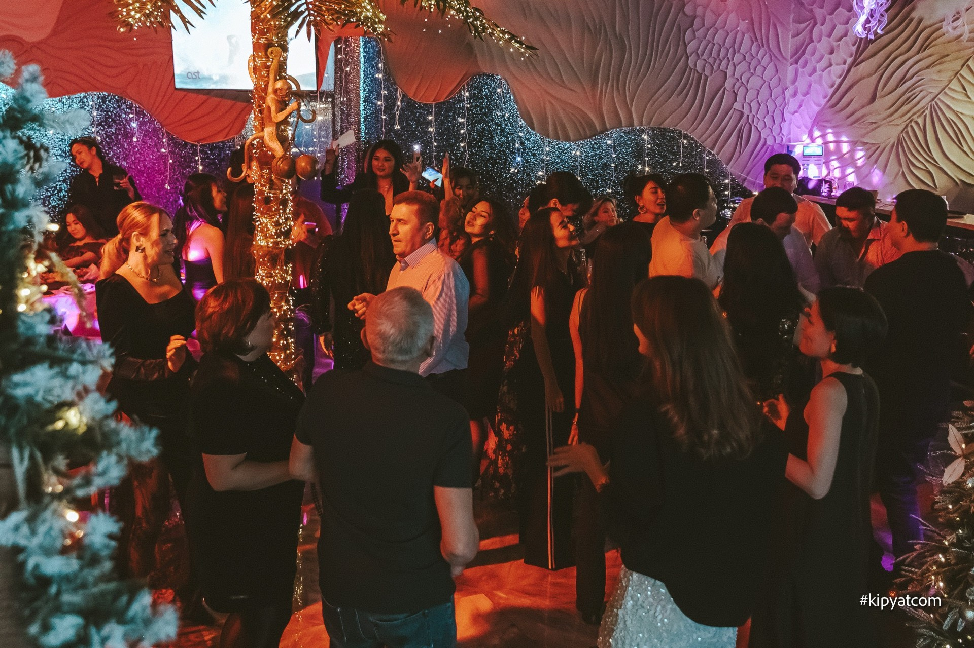 Cullinan. Астана Кипятком