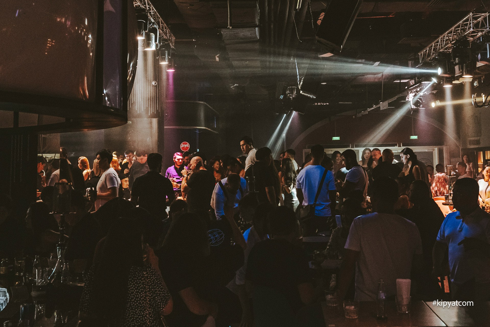 Bla Bla Bar. Астана Кипятком