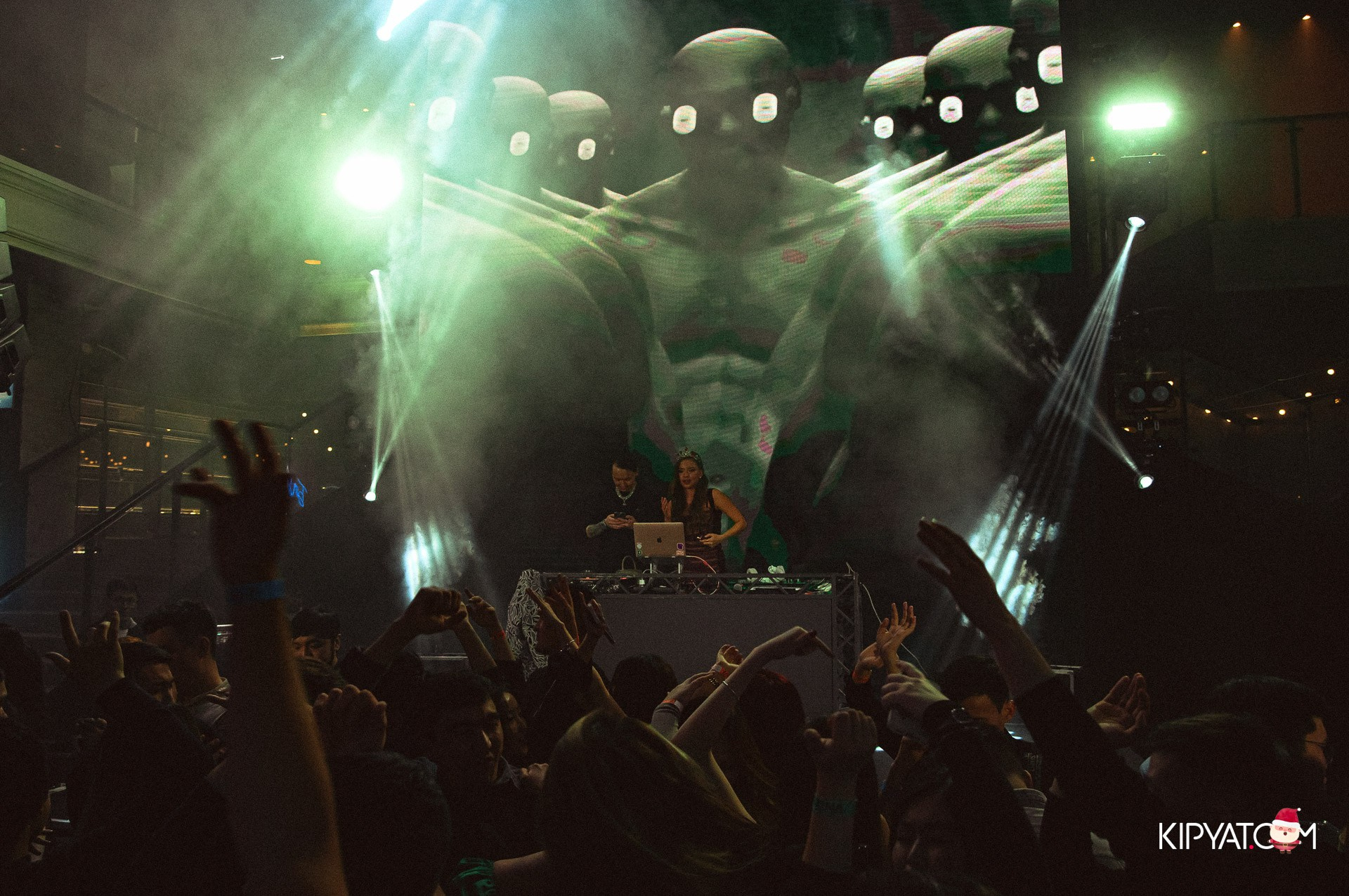 Zima Gallery. Астана Кипятком