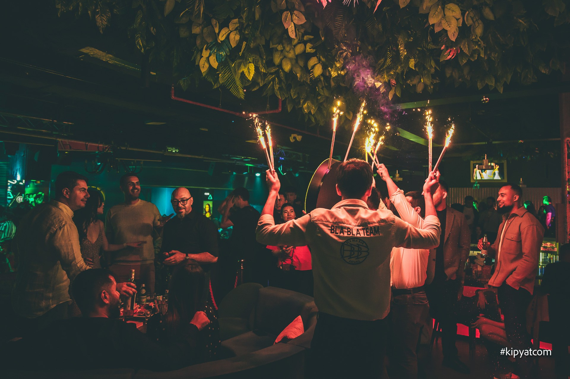 Bla Bla Bar. Астана Кипятком