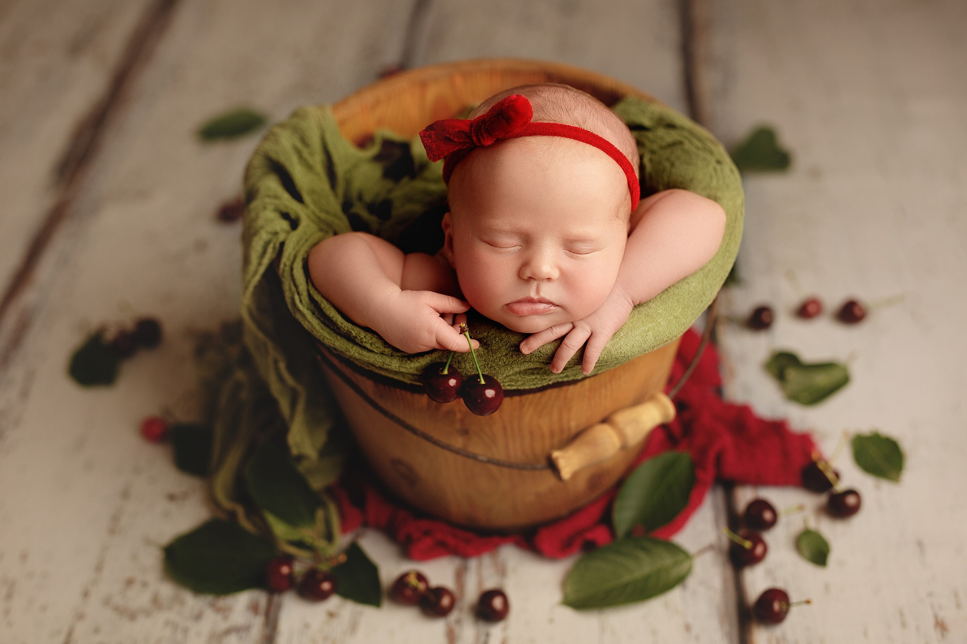 Студийные фото новорожденных