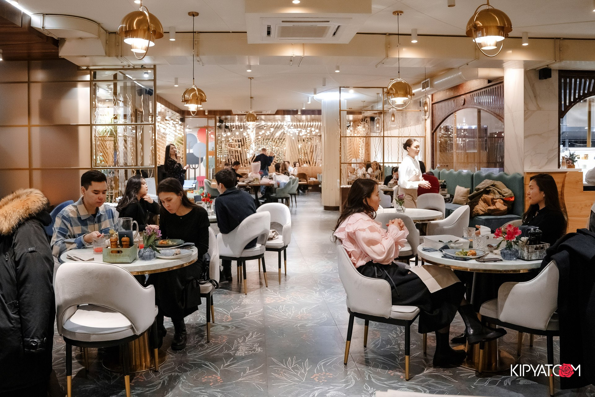 Ресторан UNO. Астана Кипятком