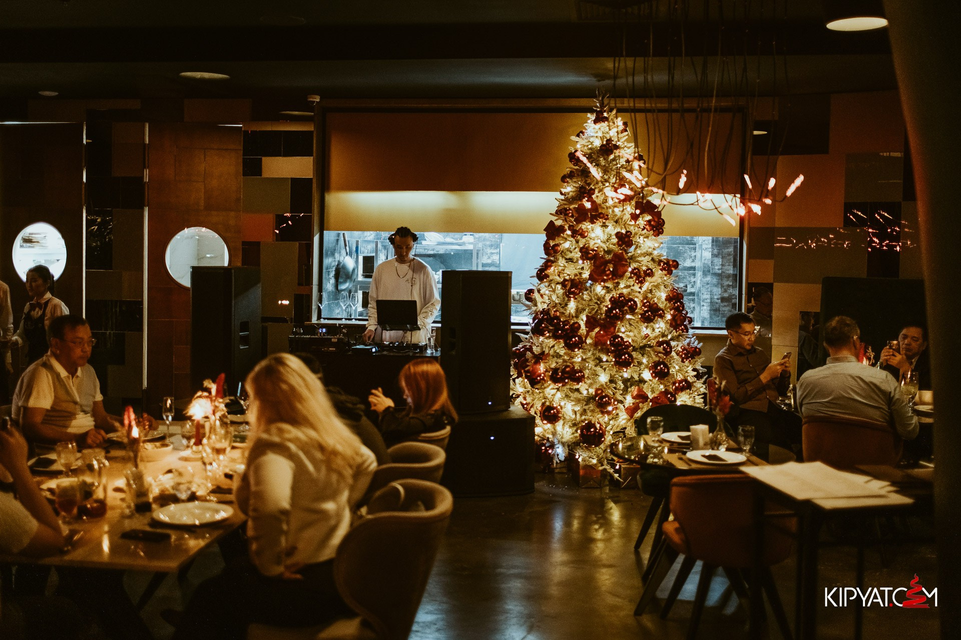 The Veil. Астана Кипятком