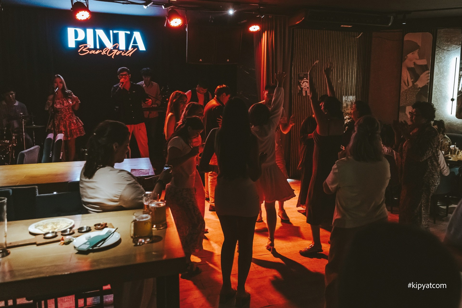 Pinta на Ауезова. Астана Кипятком
