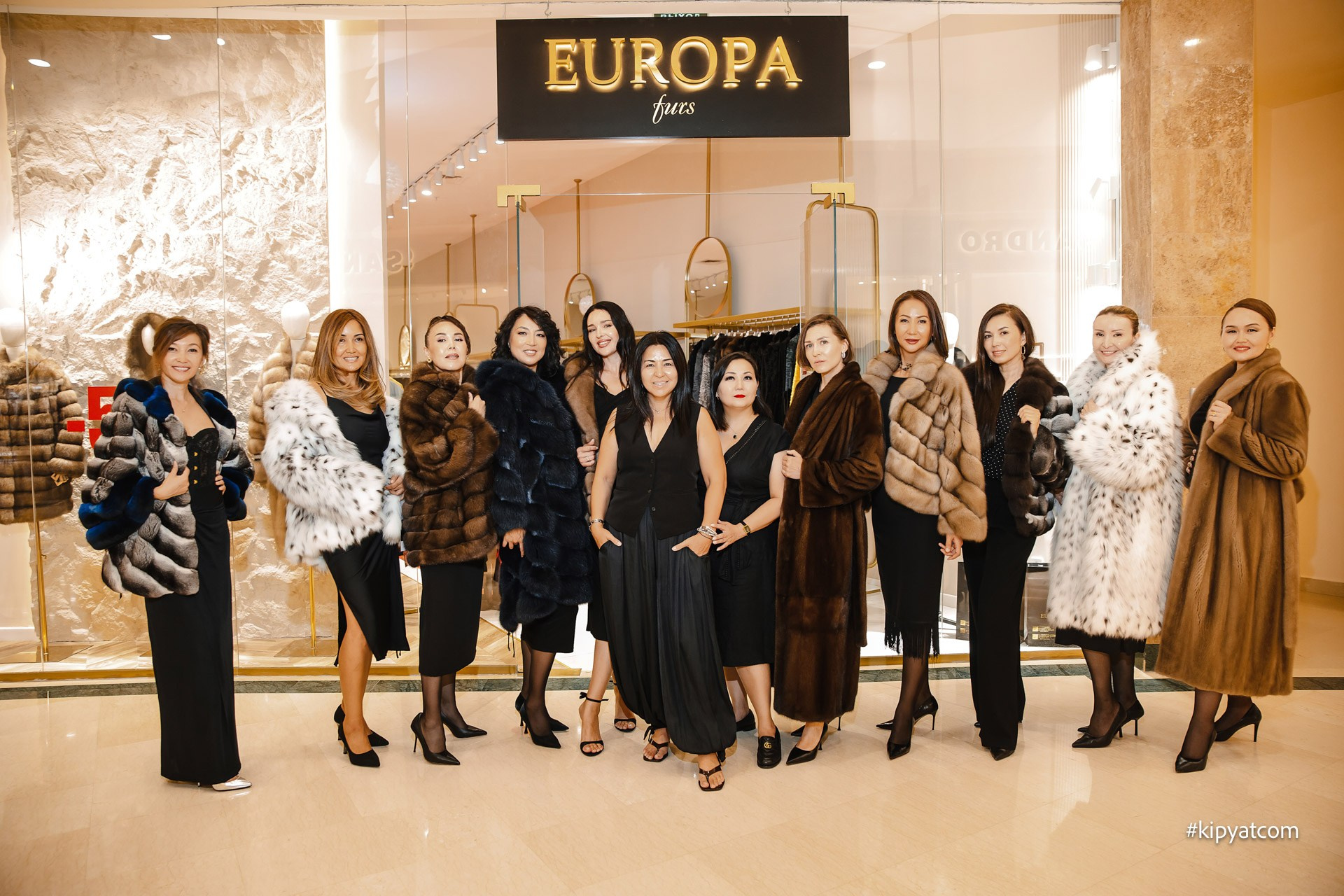 Europa Furs fashion вечер. Астана Кипятком